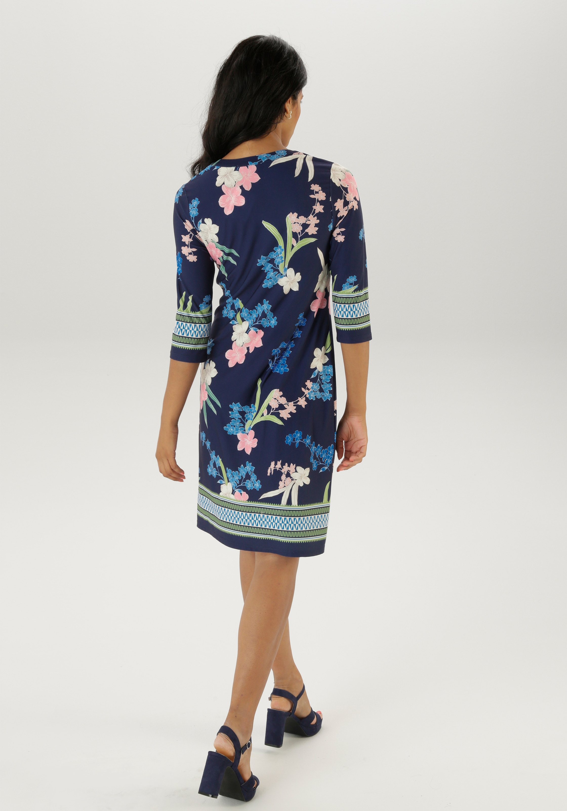 Aniston SELECTED Jerseykleid mit modisch gemusterter Zickzack Bordüre