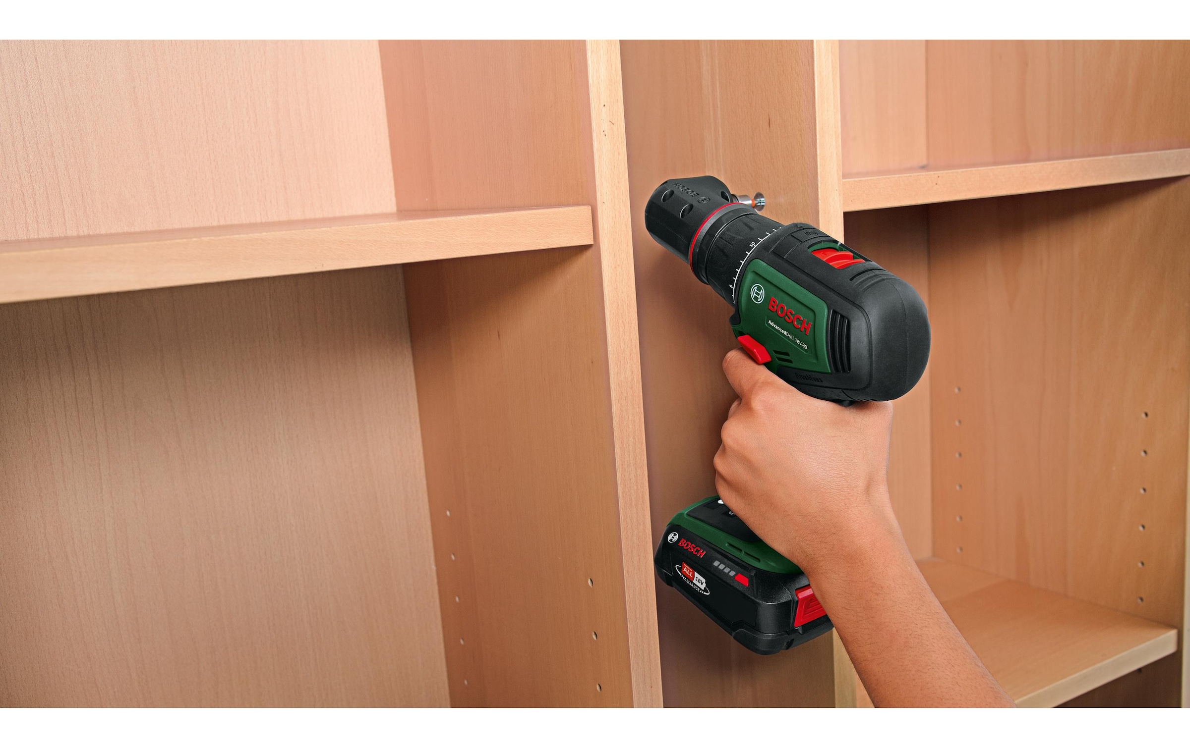 BOSCH Vis de perçage »»AdvancedDrill 18V-80 QuickSnap«« Incl. 2x batterie PBA 18V 2,5Ah et chargeur