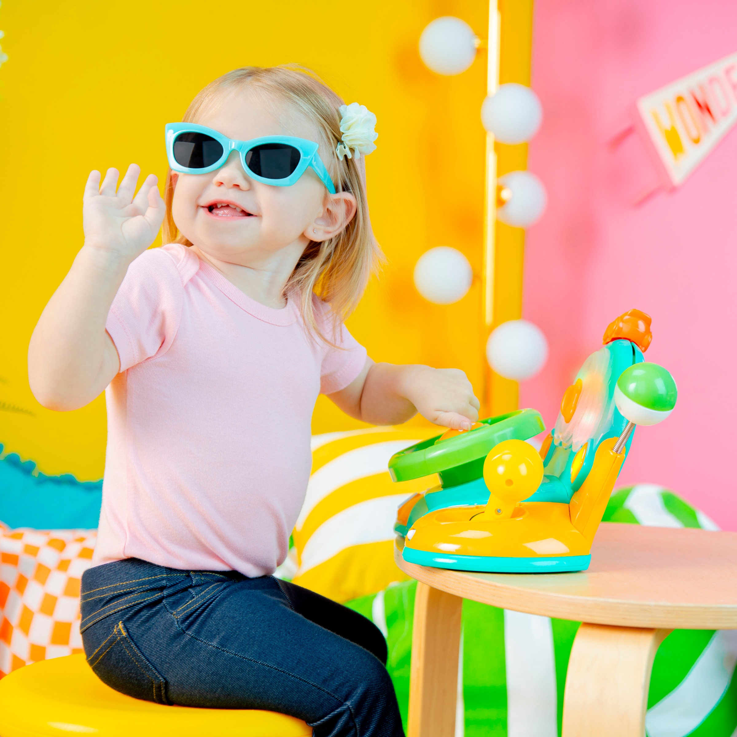 Bright Starts Lernspielzeug »Lights & Colors Driver™« mit Licht und Sound