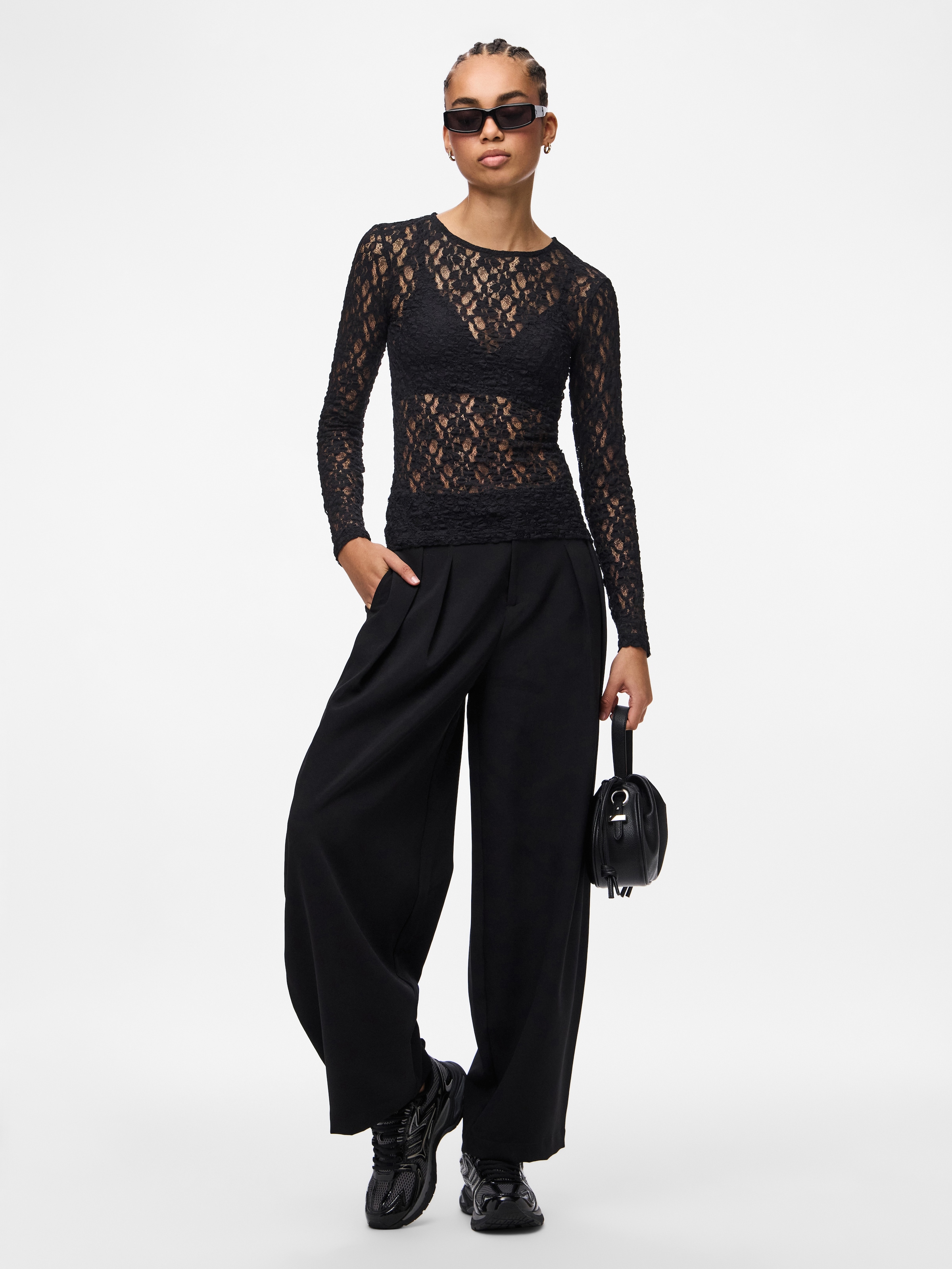 pieces Chemise en dentelle »PCHAZEL LS LACE TOP NOOS«
