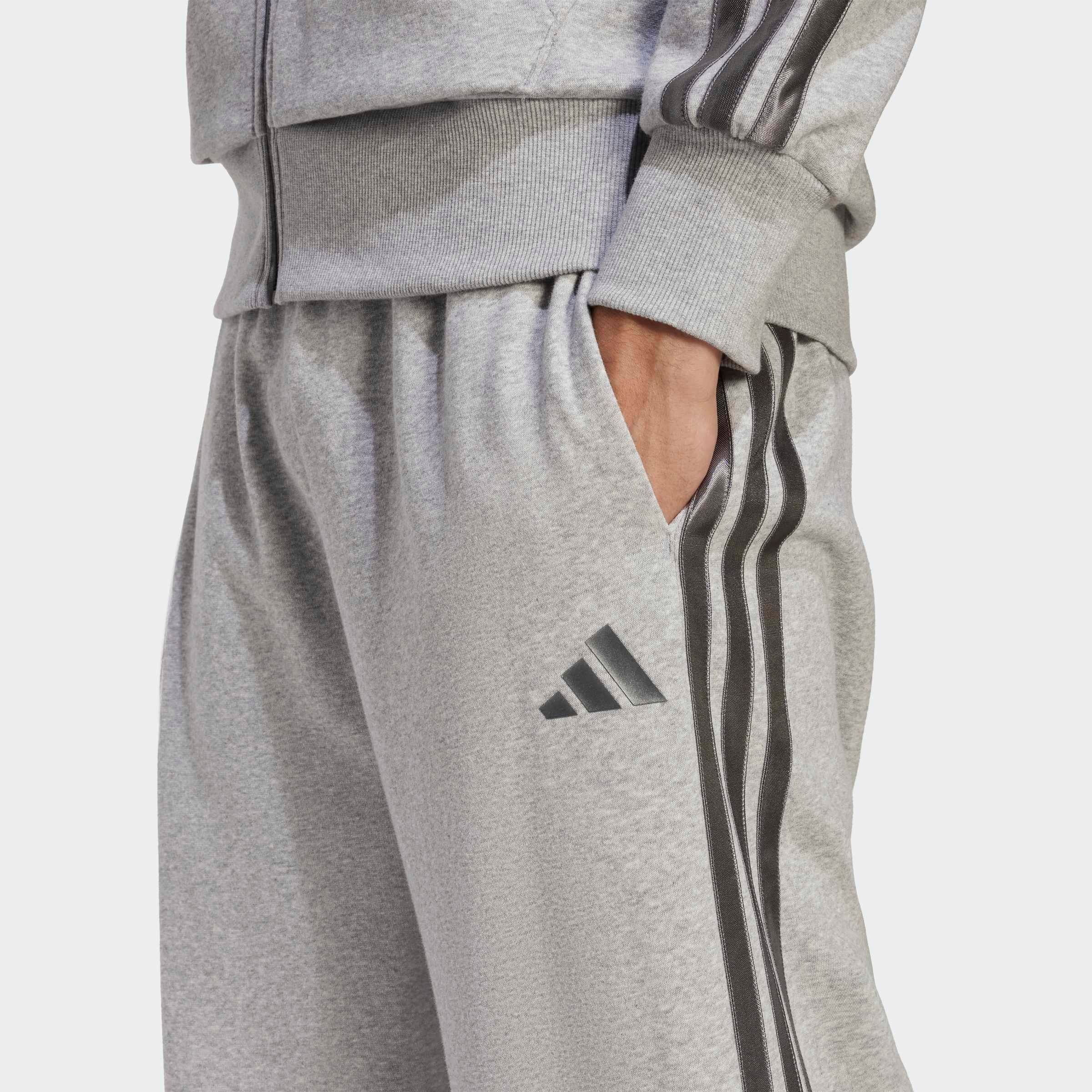 adidas Sportswear Pantalon de sport »M ESS HLD PT«
