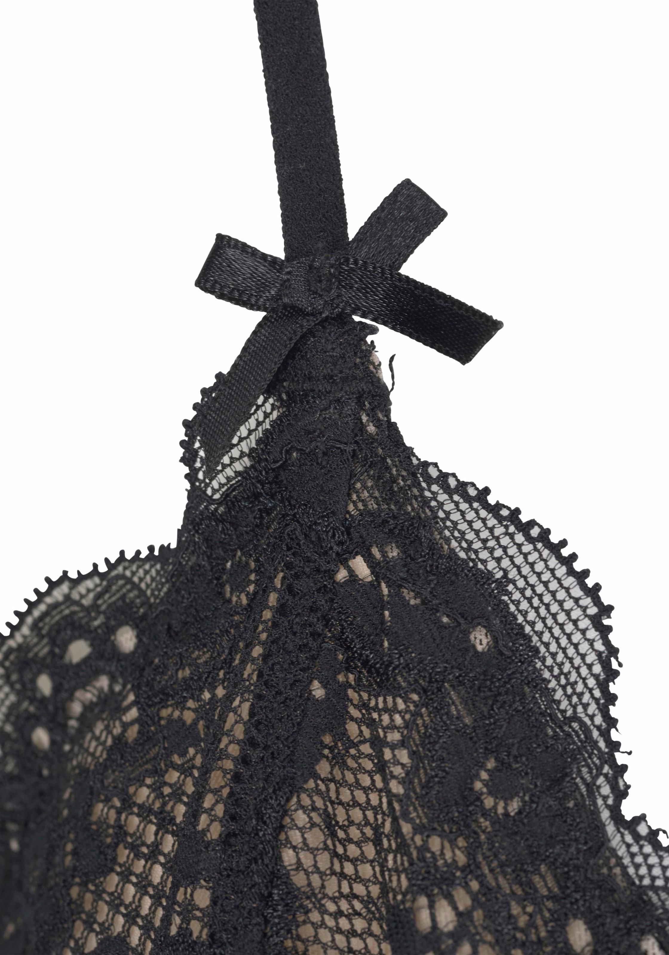 LASCANA Négligé mit unterlegten Cups aus Spitze