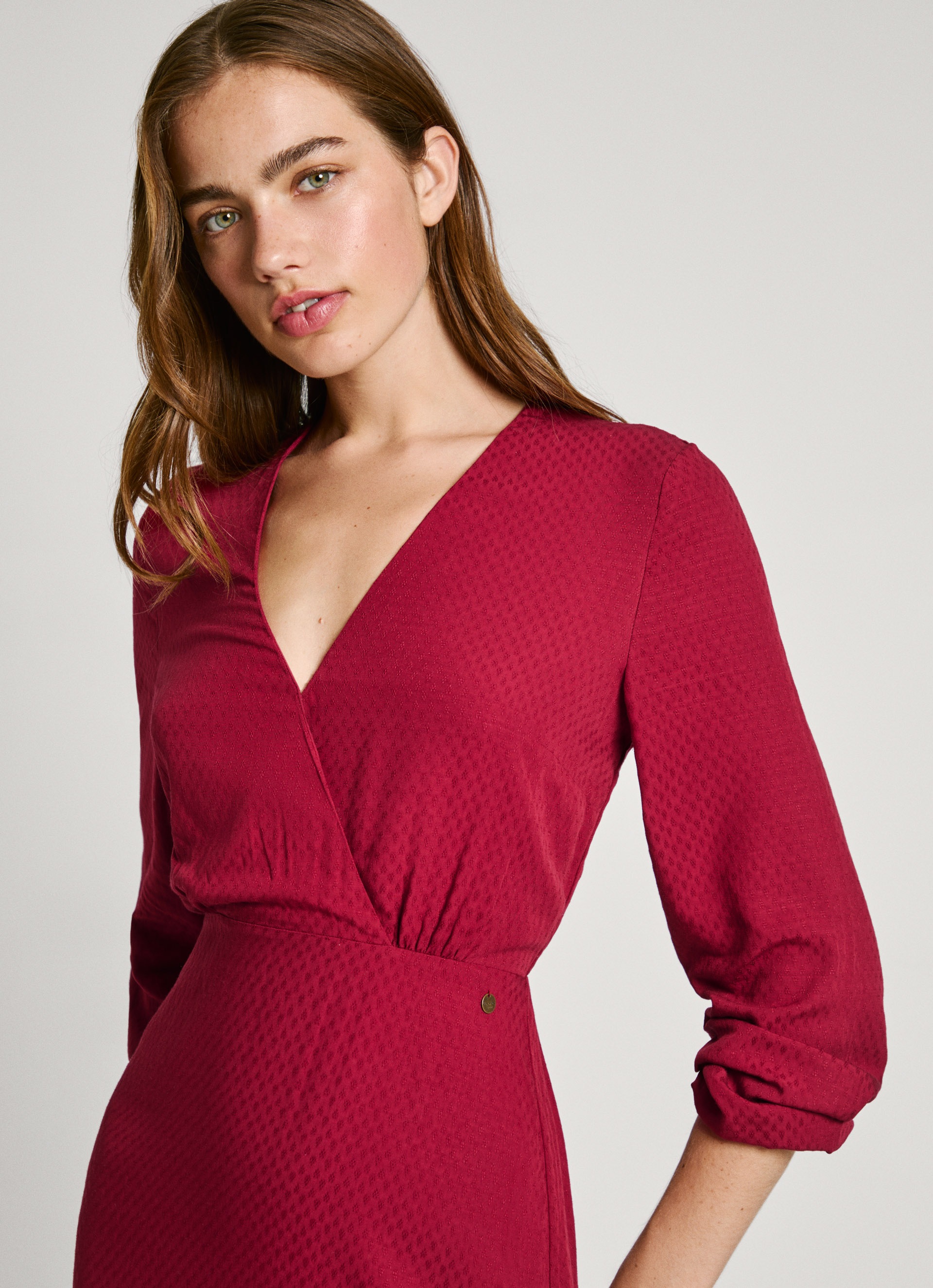 Pepe Jeans Robe en ligne A »KENDALL« mit Volants und langen Ärmeln