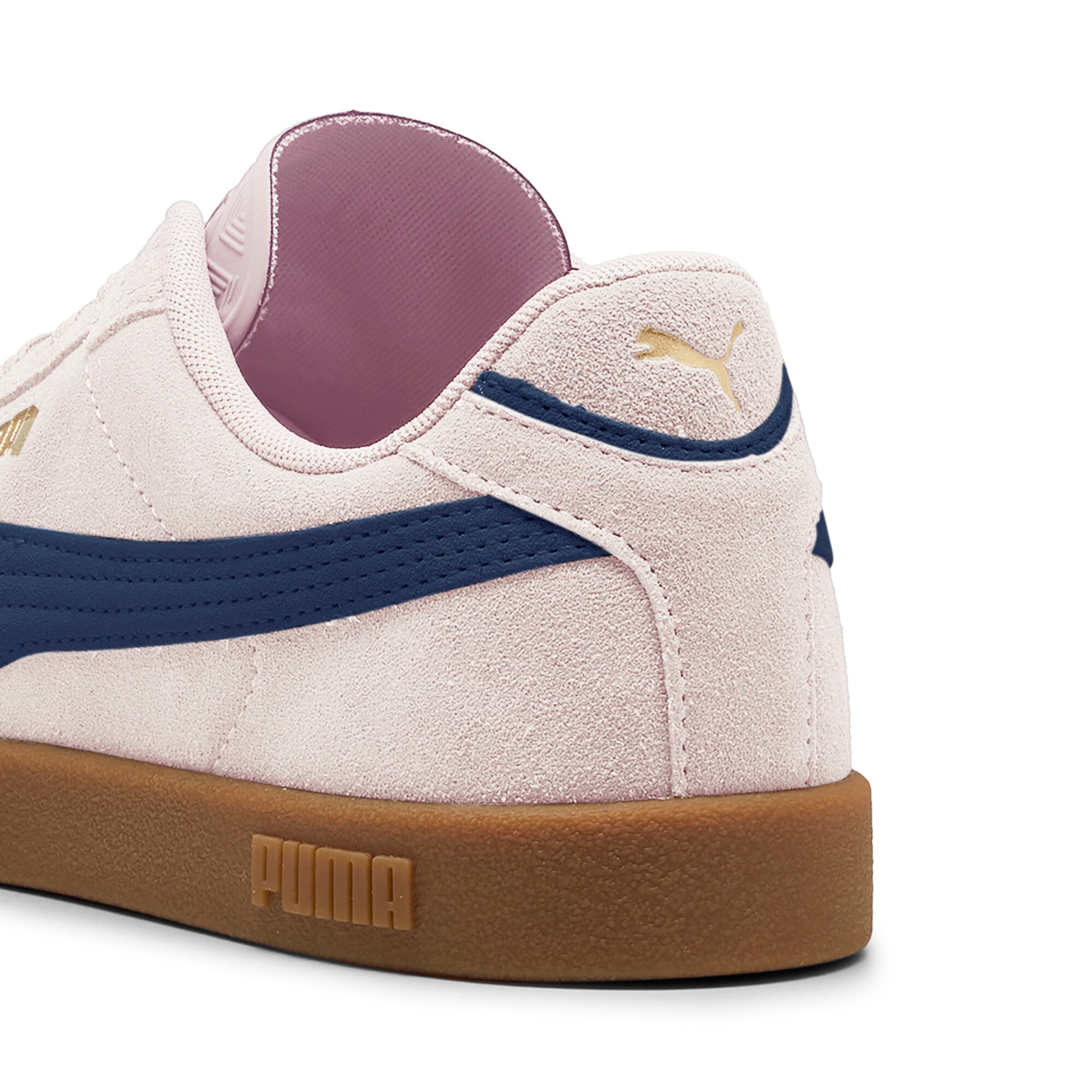 PUMA Sneaker »CLUB II ERA SUEDE«  mit sportlichem Design, mit Schnürverschluss, mit Gummilaufsohle
