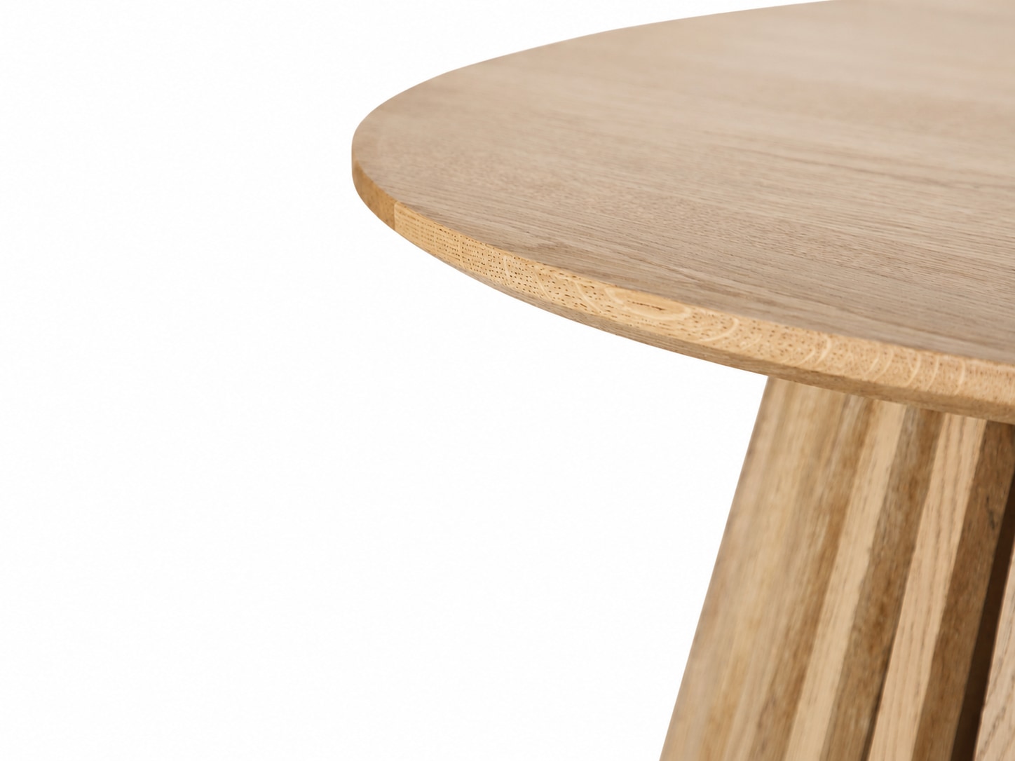 GOODproduct Couchtisch »Lovran, Wohnzimmertisch, Sofatisch, Beistelltisch, Kaffeetisch« Runder Tisch (Ø60) aus Wildeiche Natur/Smoke mit Konus-Lamellenfuss