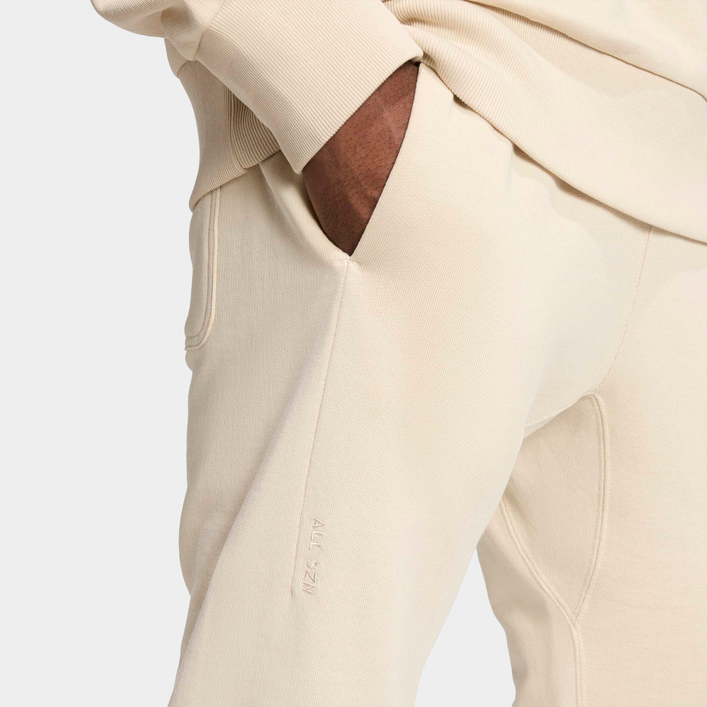 adidas Sportswear Pantalon de sport »ALL SZN FRENCH TERRY REGULAR TAPERED«