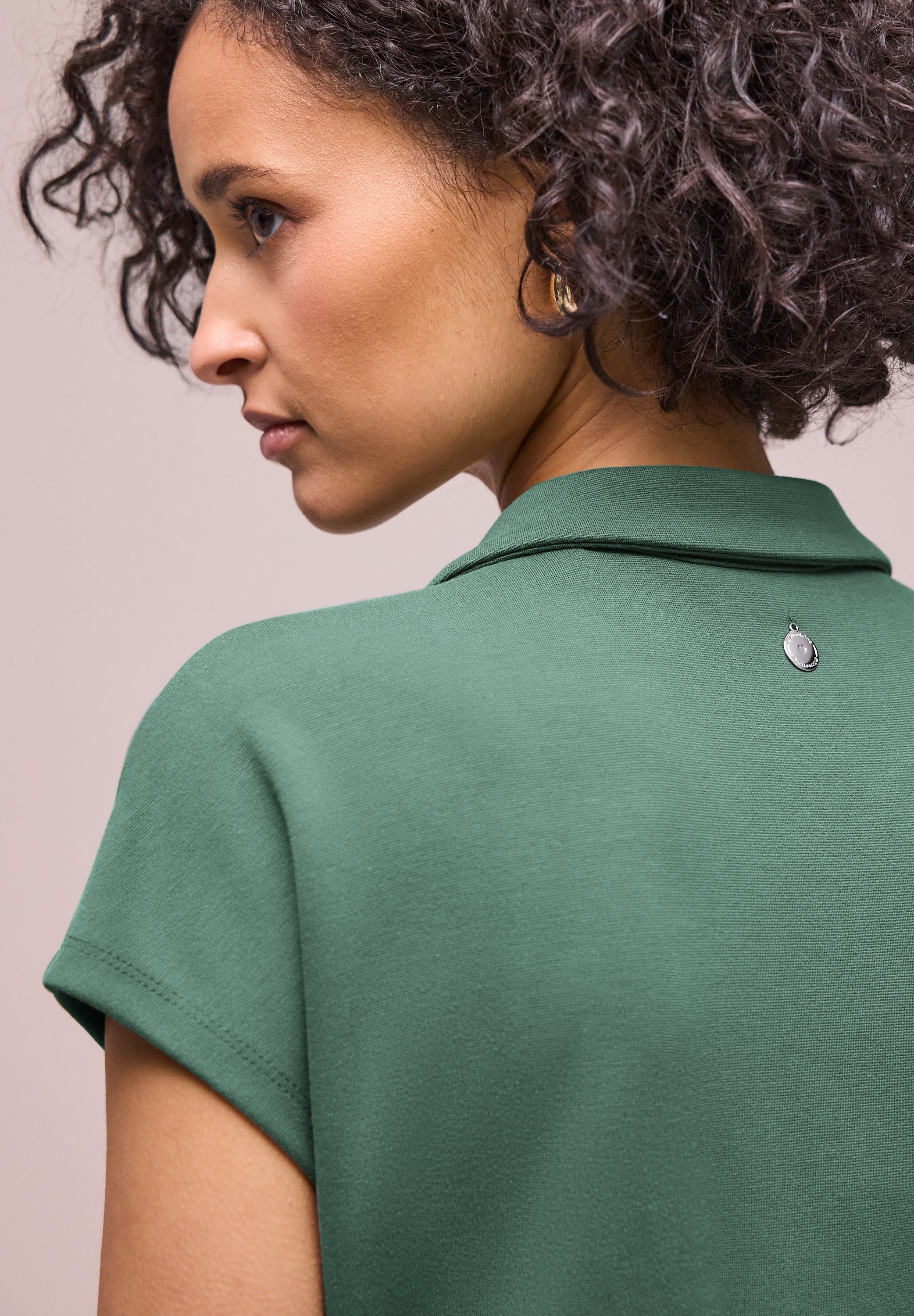 STREET ONE Robe t-shirt mélange viscose, longueur genoux, col polo