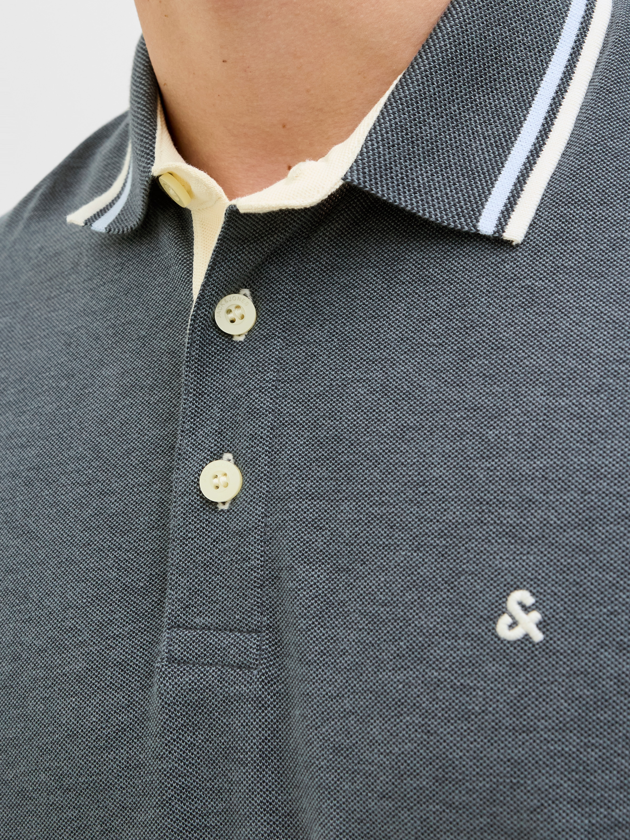 Jack & Jones Polo »JJEPAULOS  Poloshirt mit klassischem Kragen und figurbetonter Form« broderie logo, tendance, étroit, coton, col polo