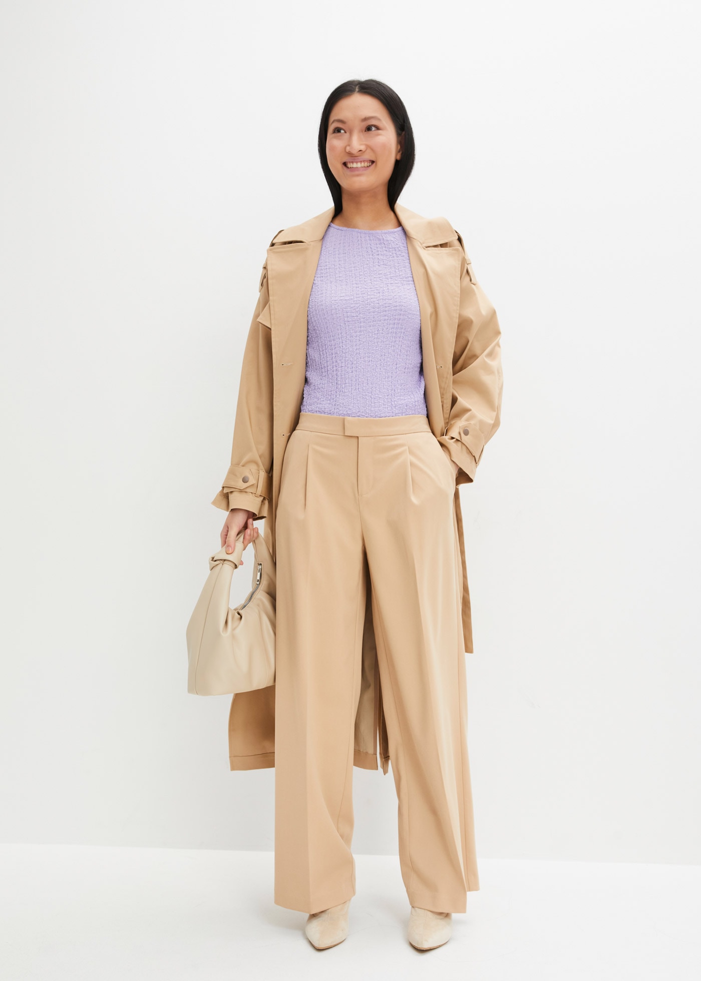 bonprix Pantalon à pinces »Bundfaltenhose«  aus Polyester, Viskose und Elasthan, Loose Fit, festlicher Stil