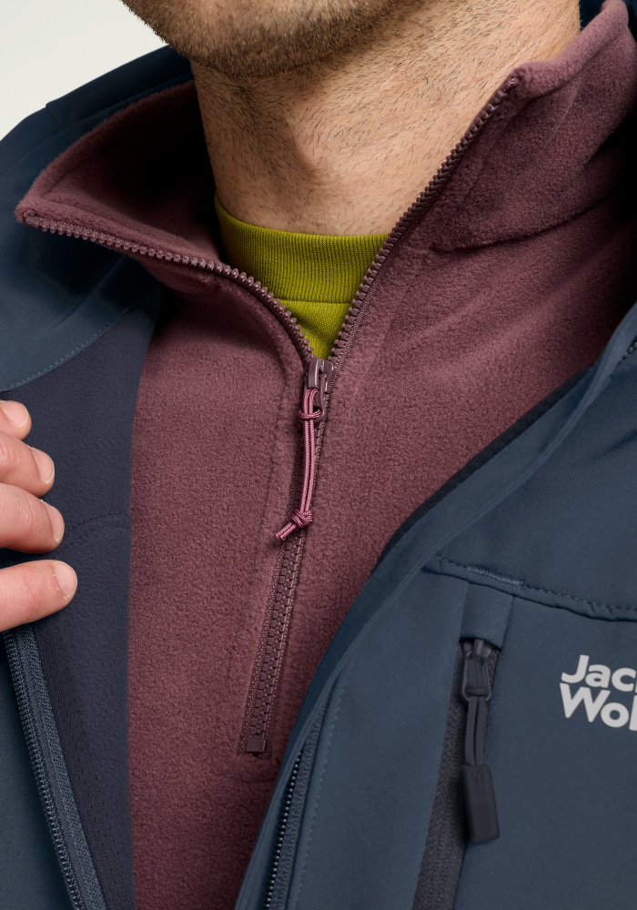 Jack Wolfskin »WILD WINDS JKT M« avec matériau supérieur flexible en polyester et élasthanne