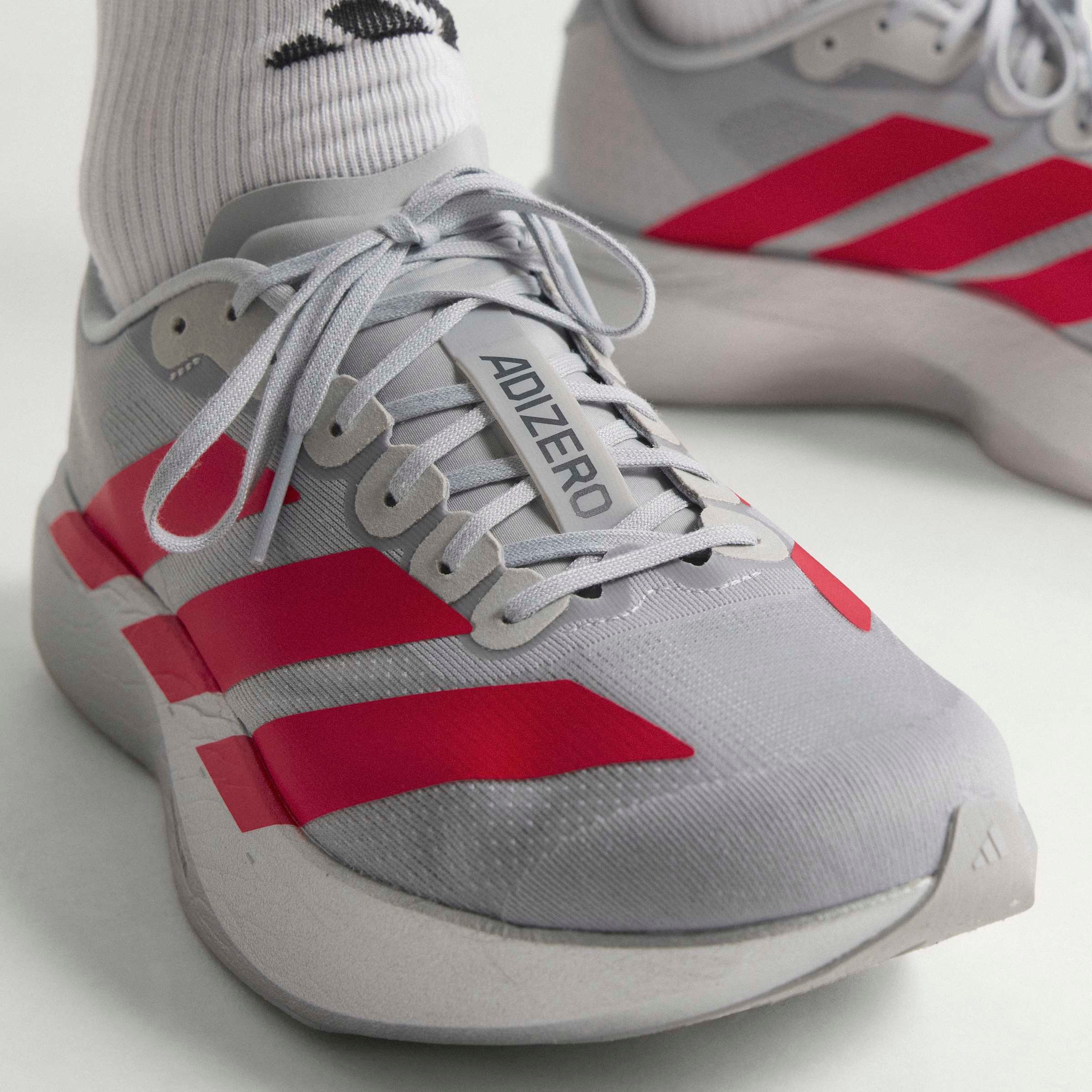adidas Performance Chaussure de course »ADIZERO EVO SL«  inspiré du design de l'Adios Pro Evo