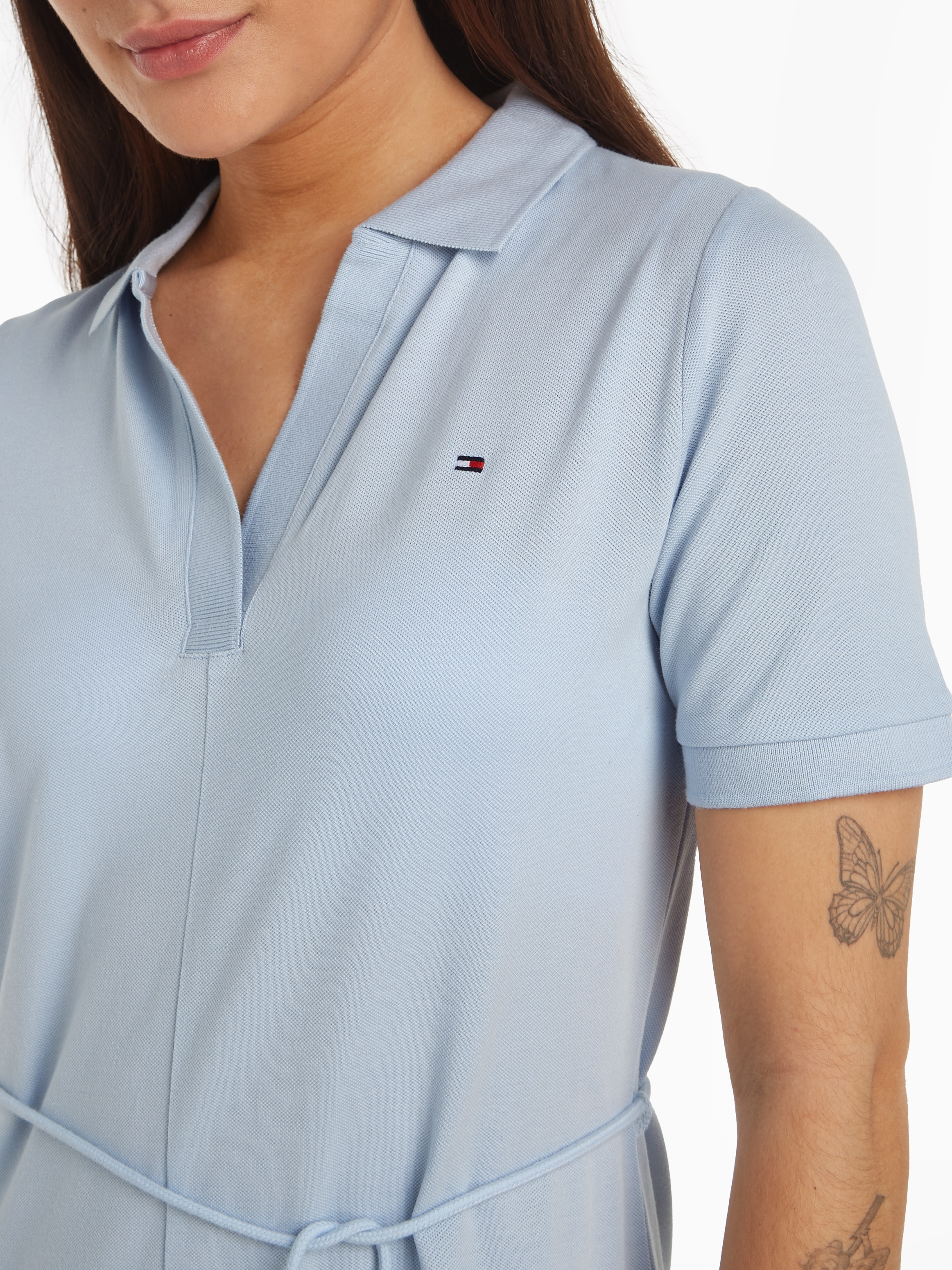 Tommy Hilfiger Polokleid »OPN PLKT LYLL POLO DRS WAIST DTL« mit Seitenschlitzen