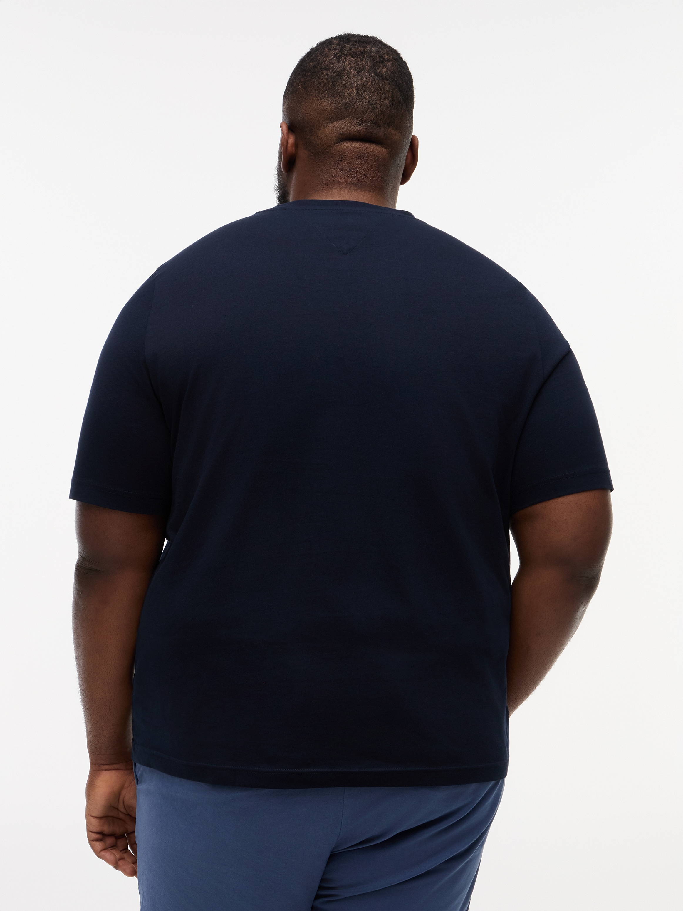 Tommy Hilfiger Big & Tall T-shirt »BT-BRAND LOVE MONO STACK« Grandes tailles, en jersey avec logo, coupe normale