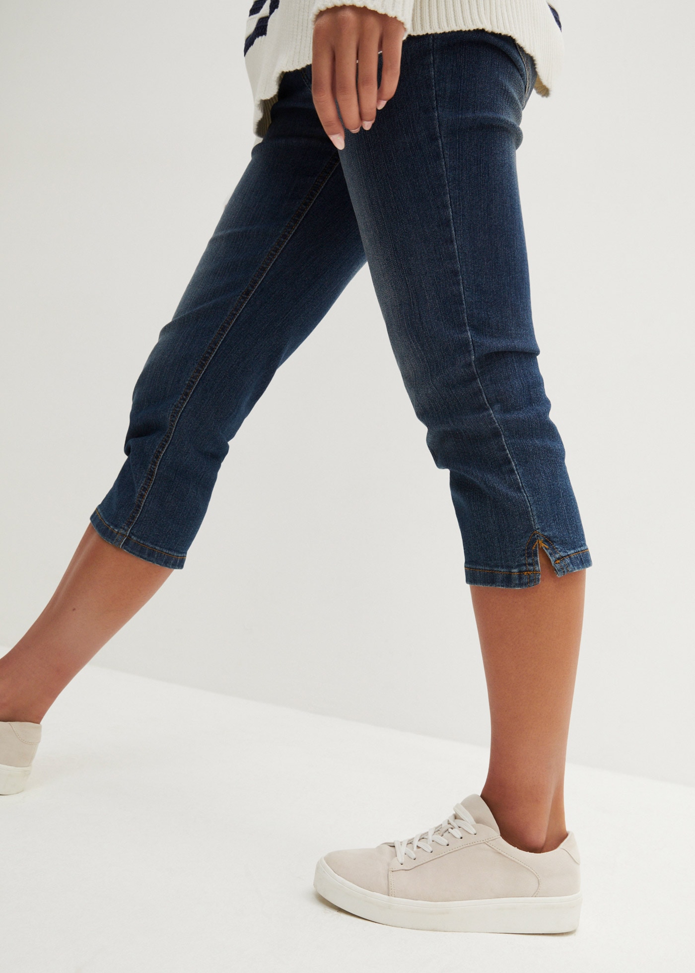 bonprix Jeans capri »Slim Fit Jeans Mid Waist, cropped« 3/4-Capri-Look, Five-Pocket Style, Regular Fit, schmale Beinform