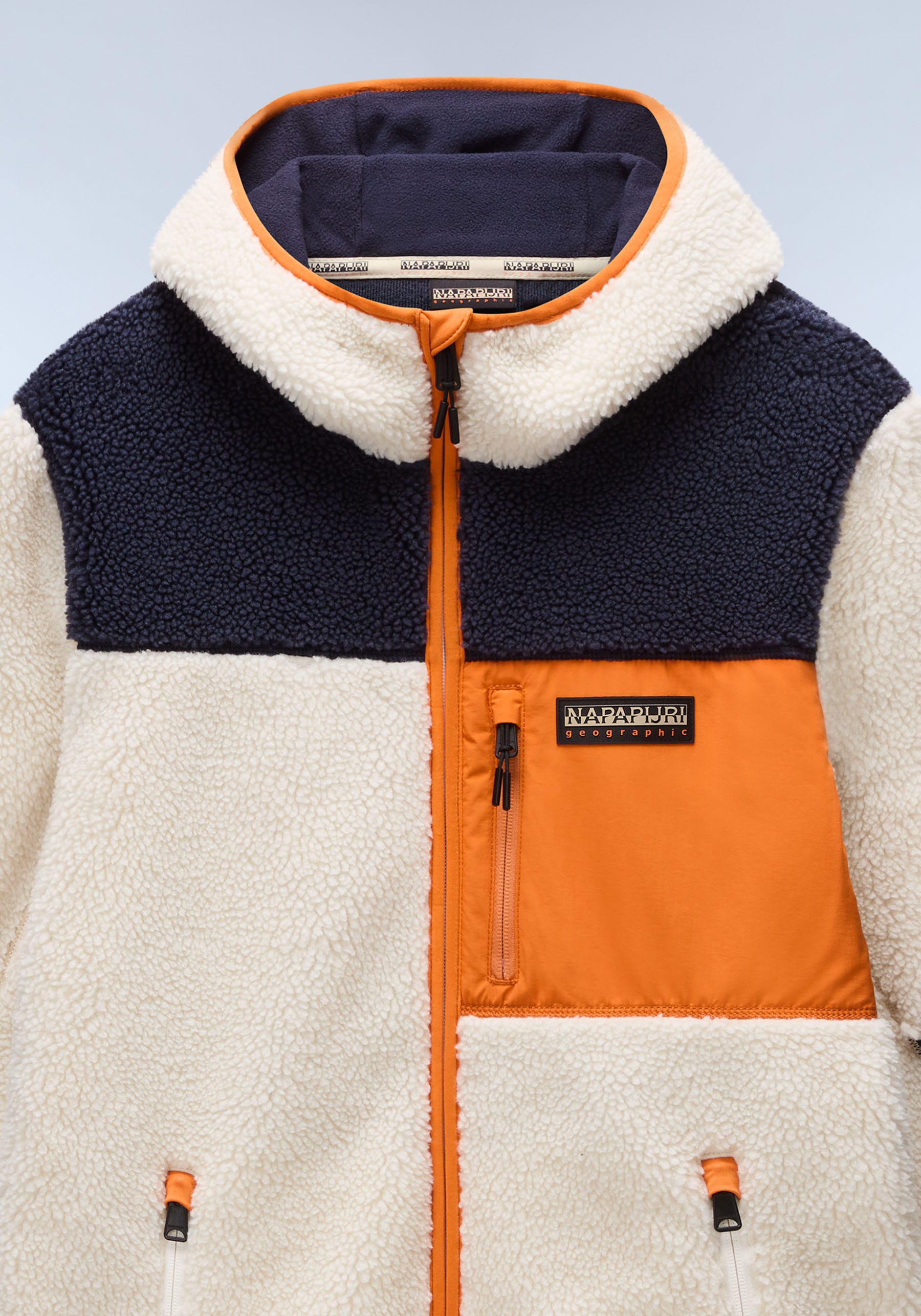 Napapijri Plüschjacke »YUPIK« mit Kapuze mit kontrastfarbenen Details