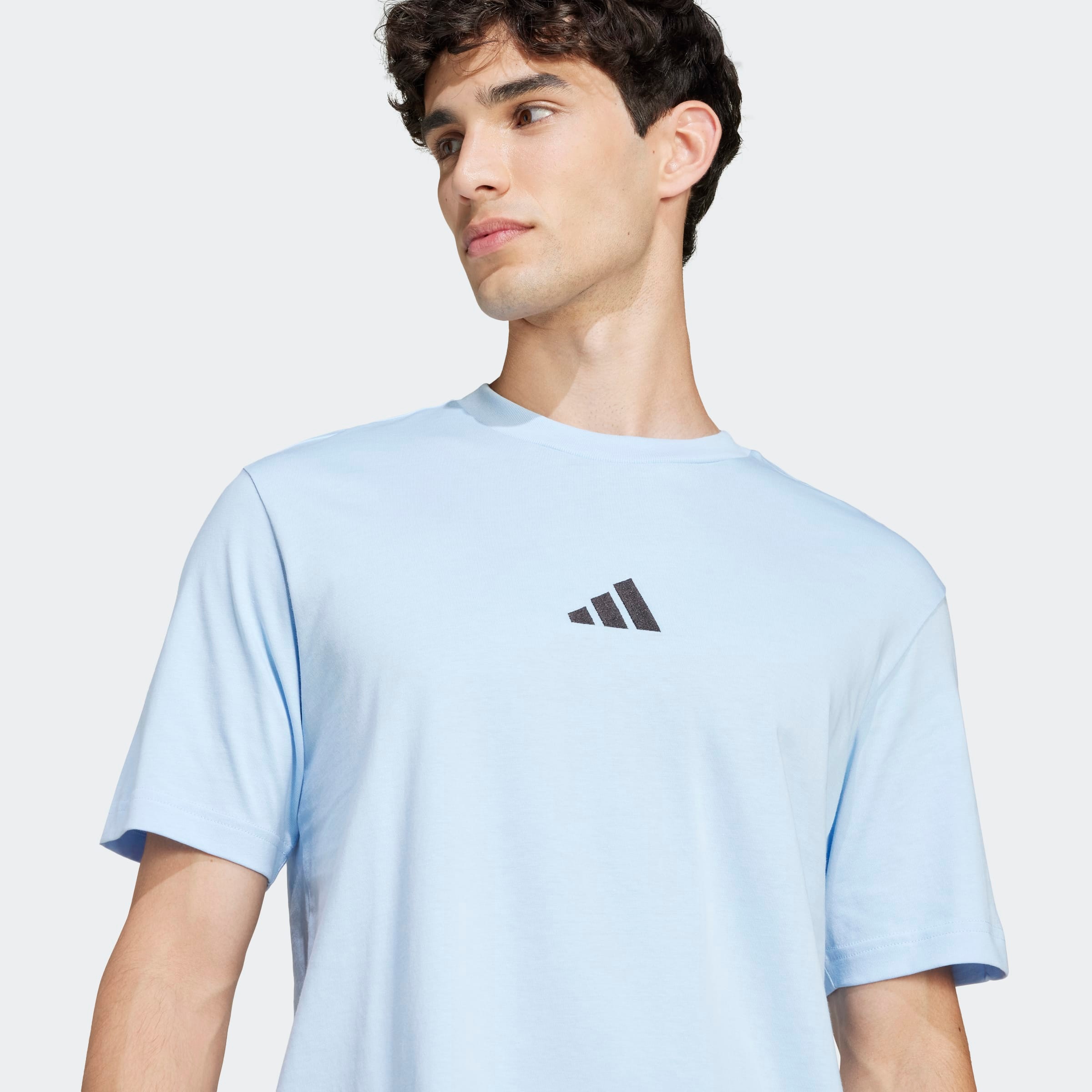 adidas Sportswear »ESSENTIALS SMALL LOGO SINGLE JERSEY« t-shirt sportif à manches courtes, col rond