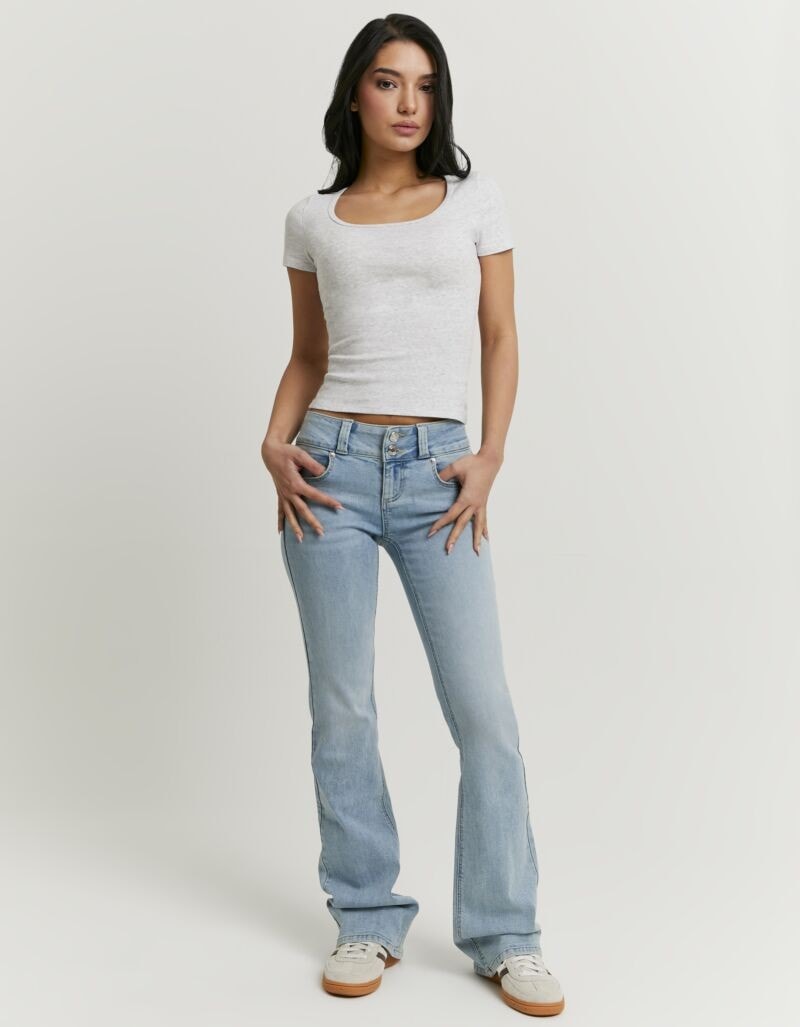 Tally Weijl Bootcut-Jeans »SPADECYNTIA« Baumwollmischung, Low Waist, mit doppeltem Knopf am breiten Bund