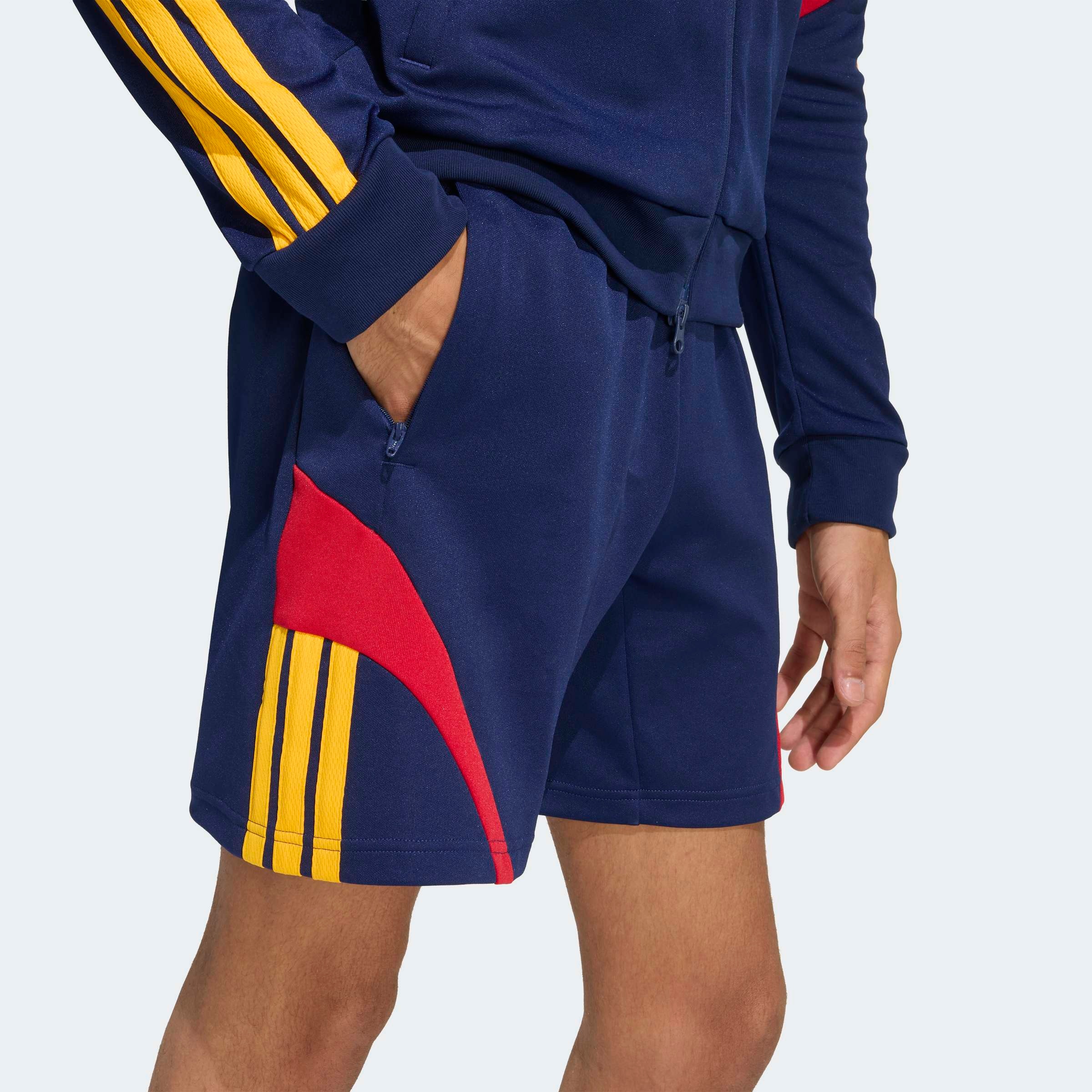 adidas Sportswear Shorts »M TIRO NP SHO«  sportlicher Stil, aus Baumwolle, mit Kordelverschluss, normale Weite