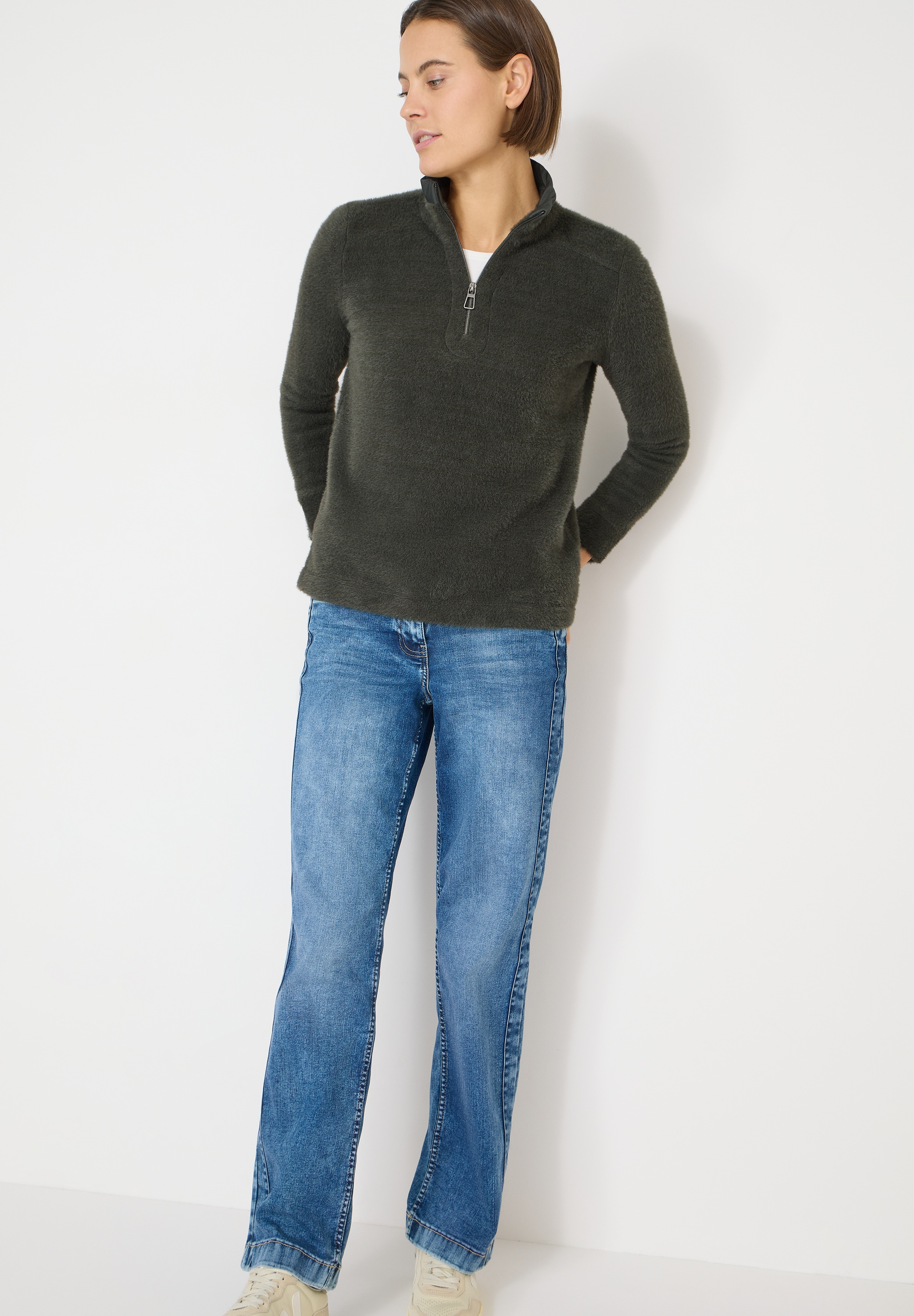 Cecil Troyer in weicher Federgarnqualität