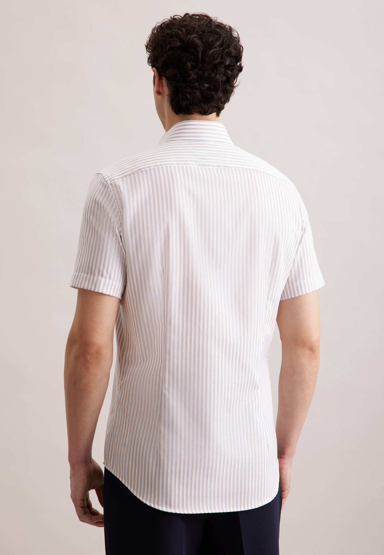 seidensticker Businesshemd »Shaped« Shaped 1/2 Kentkragen Streifen