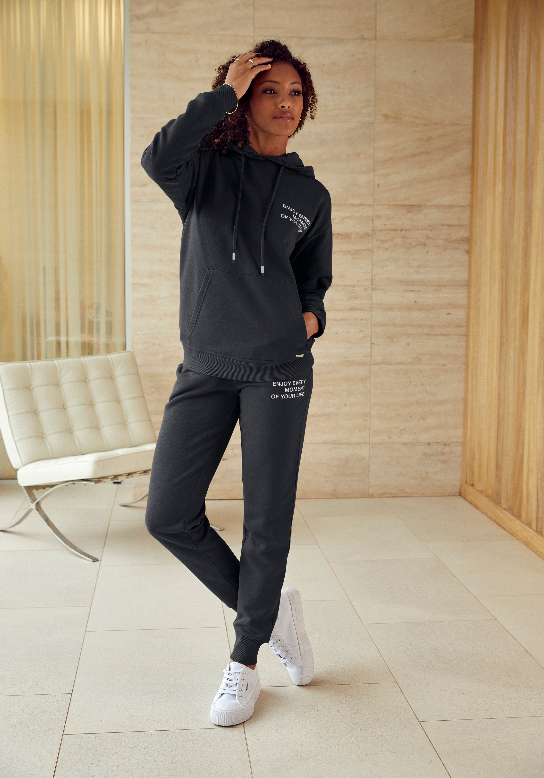 Buffalo Hoodie »- Kapuzensweatshirt«, avec imprimé statement, vêtements d'intérieur

