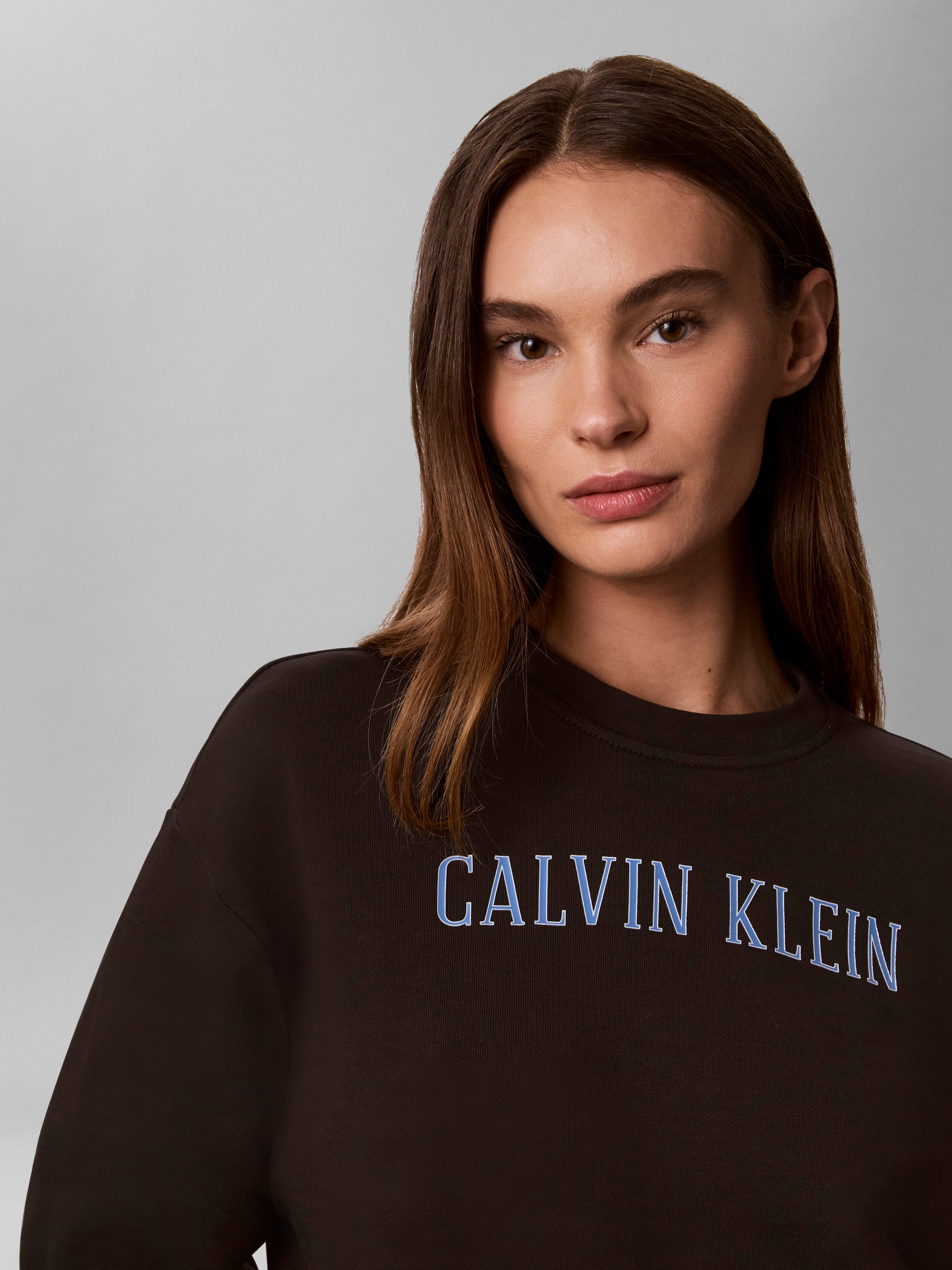 Calvin Klein Jeans Sweat-shirt , encolure ronde, crop top, inscription logo
