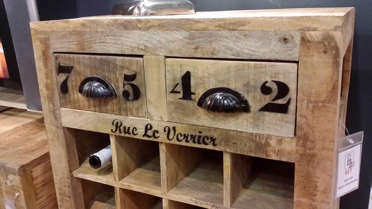 SIT Chariot de cuisine »RUSTIC Mangoholz mit Weinregal & 16 Flaschenfächern« Étagère intégrée pour jusqu'à 16 bouteilles de vin