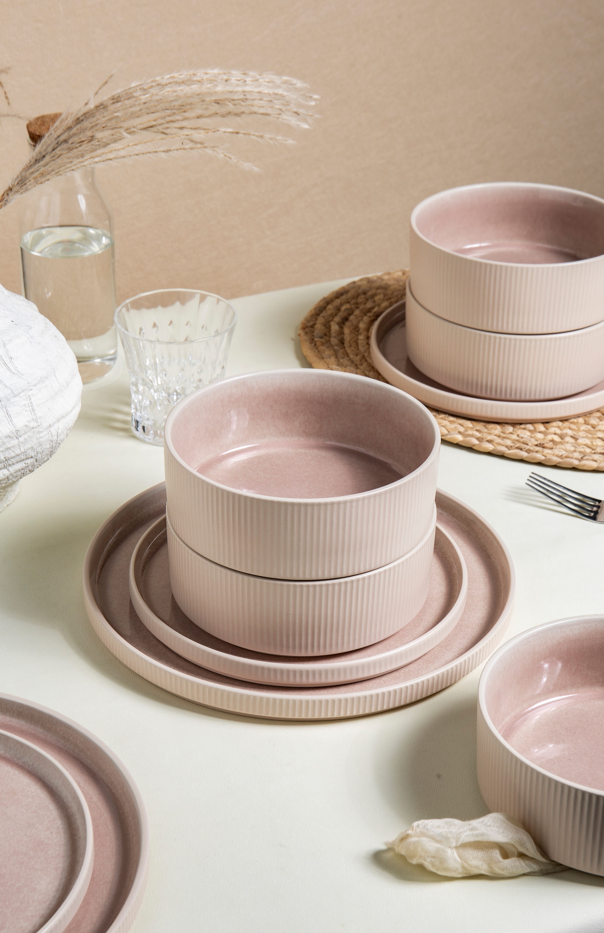 GOODproduct Geschirr-Set »Ylvii, aussen matt, innen reaktiv glasiert« Riffeloptik, spülmaschinenfest und mikrowellengeeignet