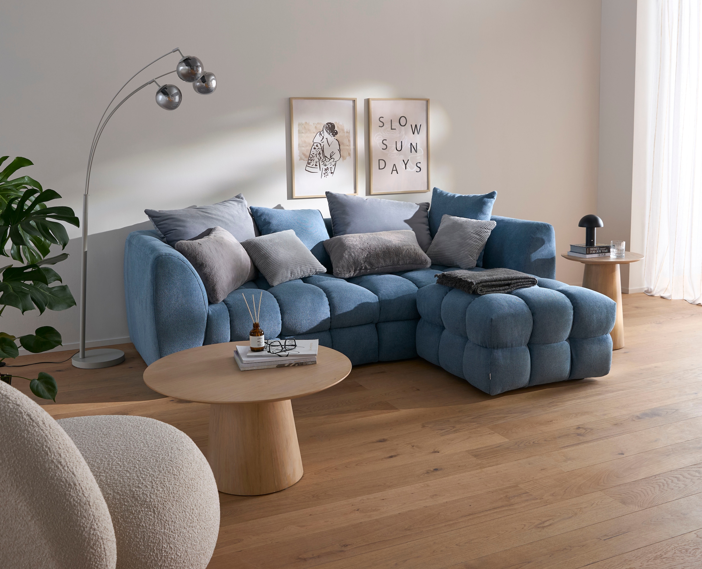 s.Oliver Table basse »Hemmon« 1 cuis tlg. mit massivem Eschenfuss, edler Echtholzplatte, Durchmesser 80 cm