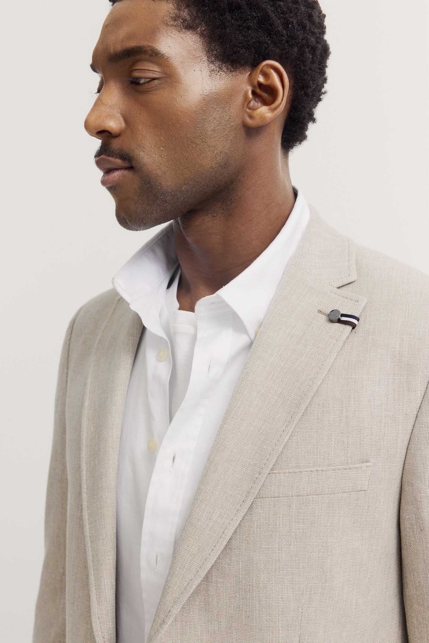 bugatti Veste mit Reverskragen und Stretchfunktion