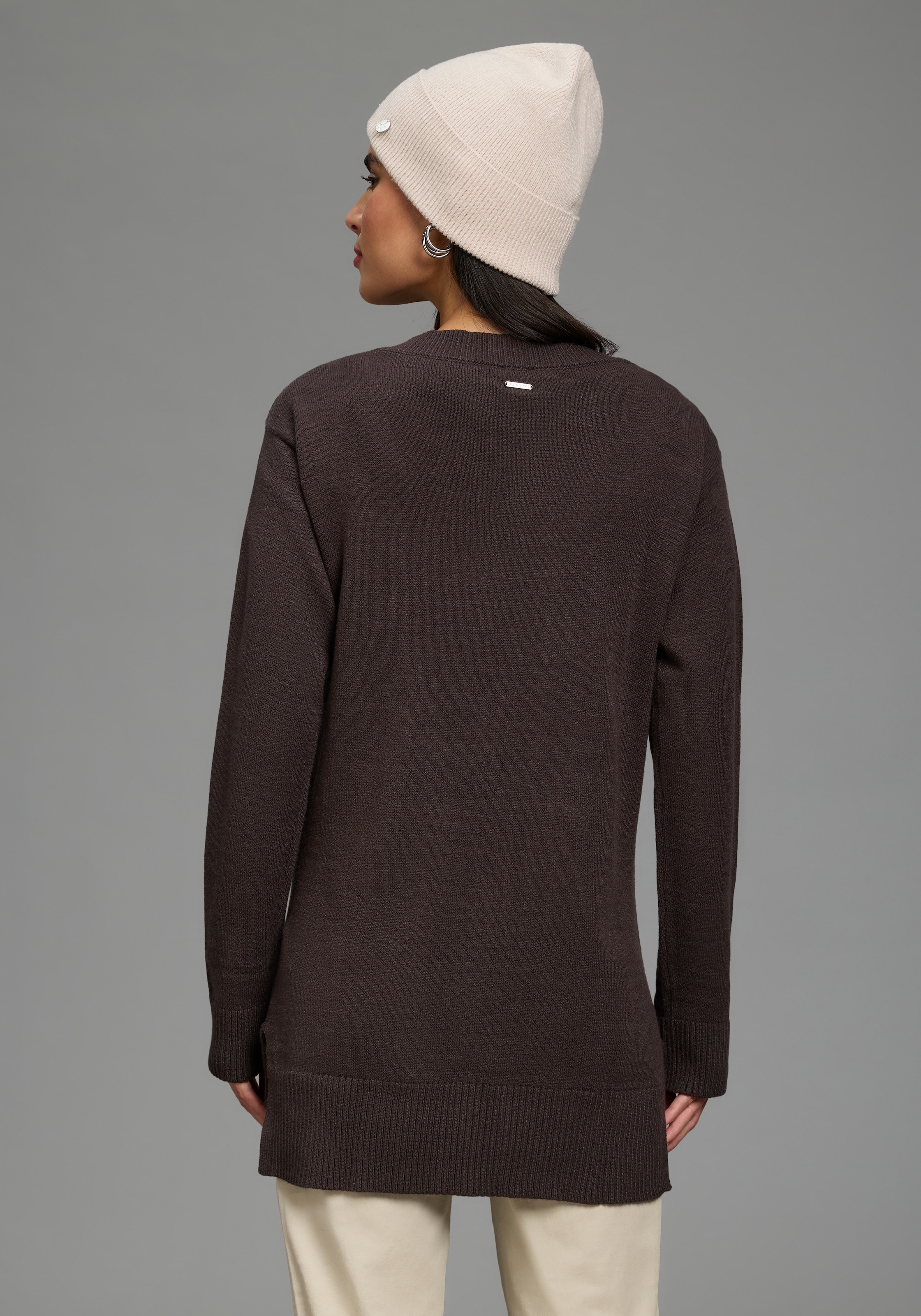 Laura Scott Strickpullover »mit femininem V-Ausschnitt« aus weicher Viskosemischung