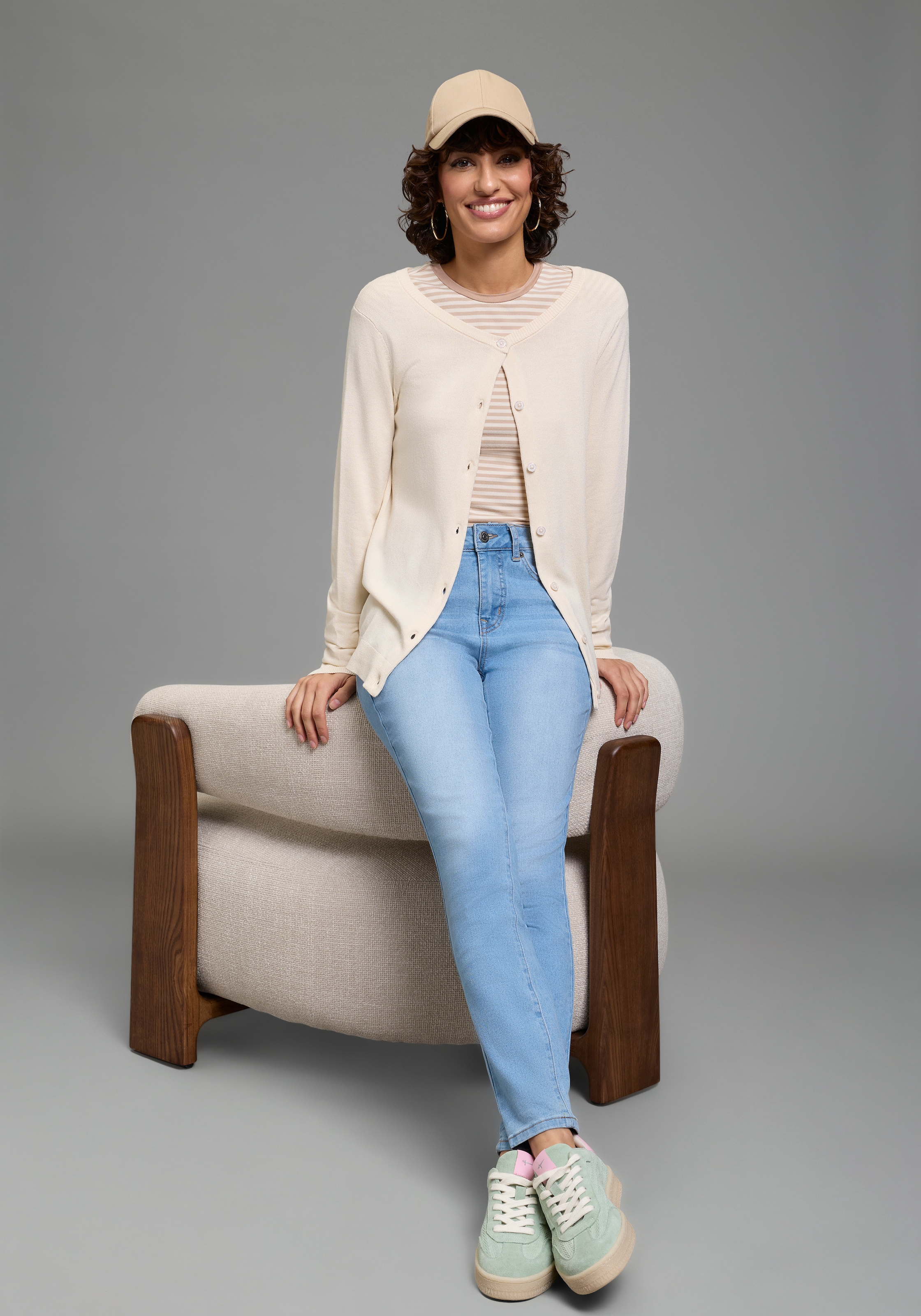 Laura Scott Veste en tricot leichte Übergangsstrickjacke aus Feinstrick