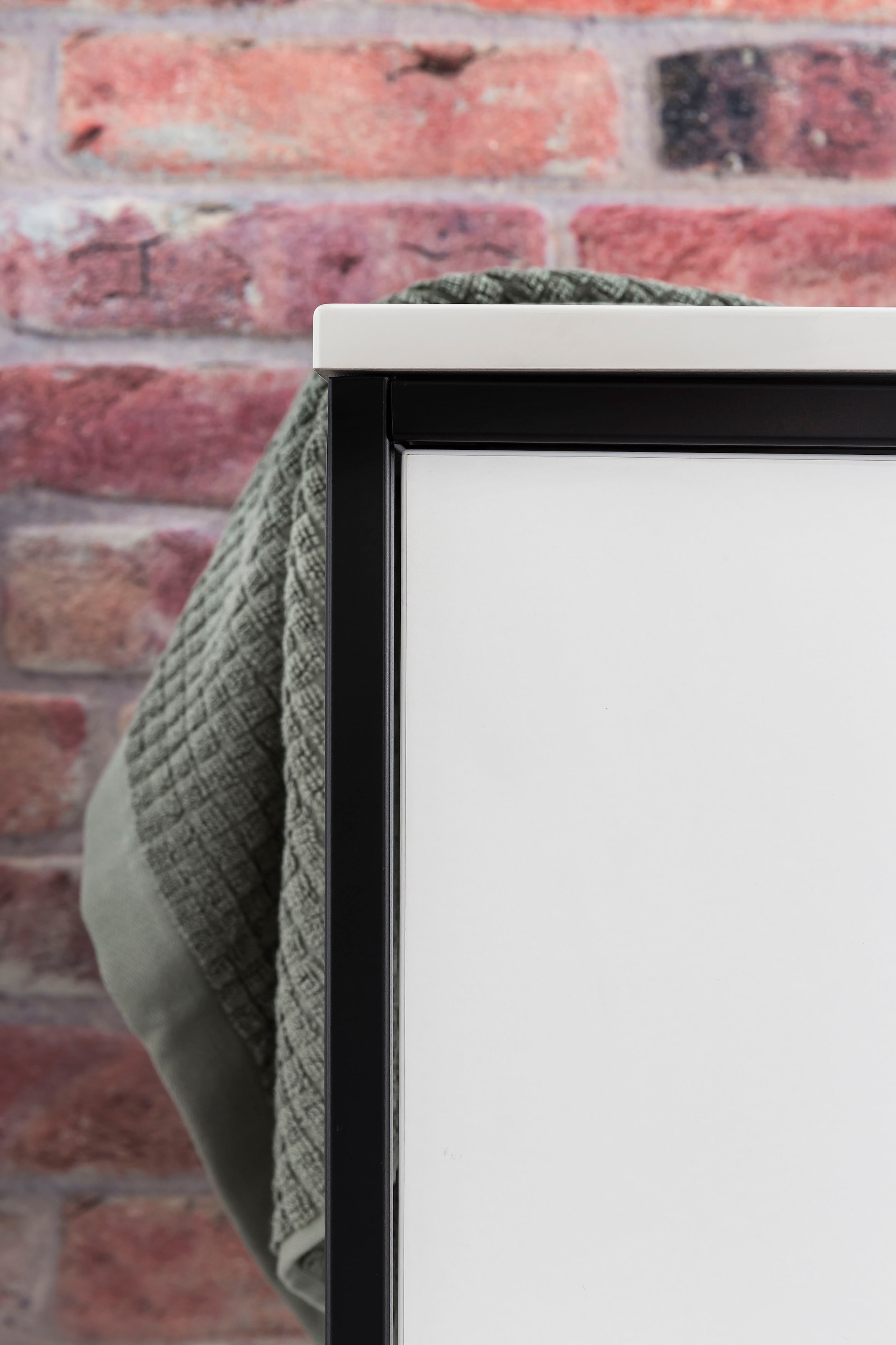 Schildmeyer Waschtisch »Moris« mit Mineralgussbecken, Breite 77 cm