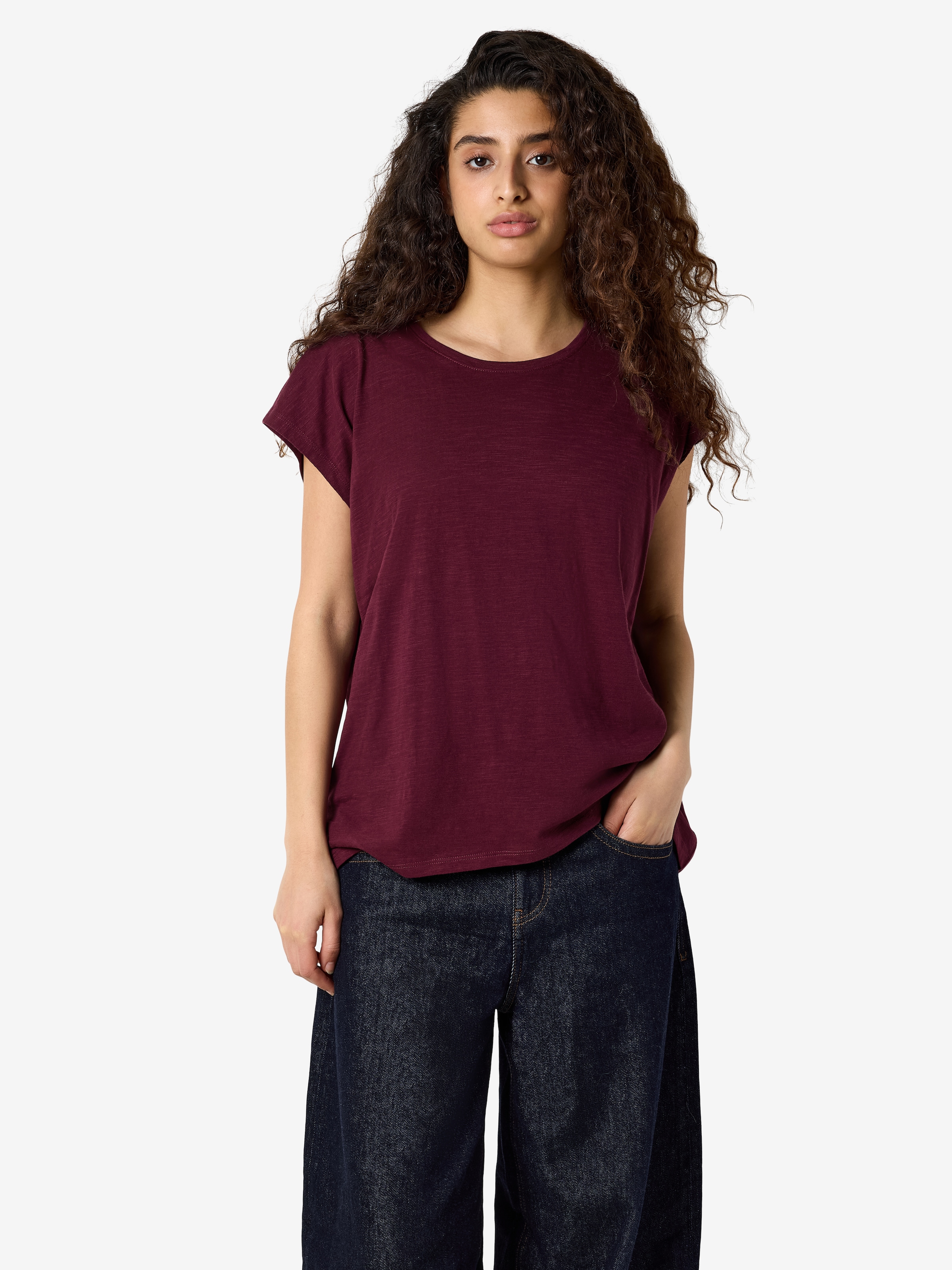 Noisy may T-shirt à manches courtes »NMMATHILDE S/S LOOSE LONG TOP NOOS« mélange coton, coupe décontractée
