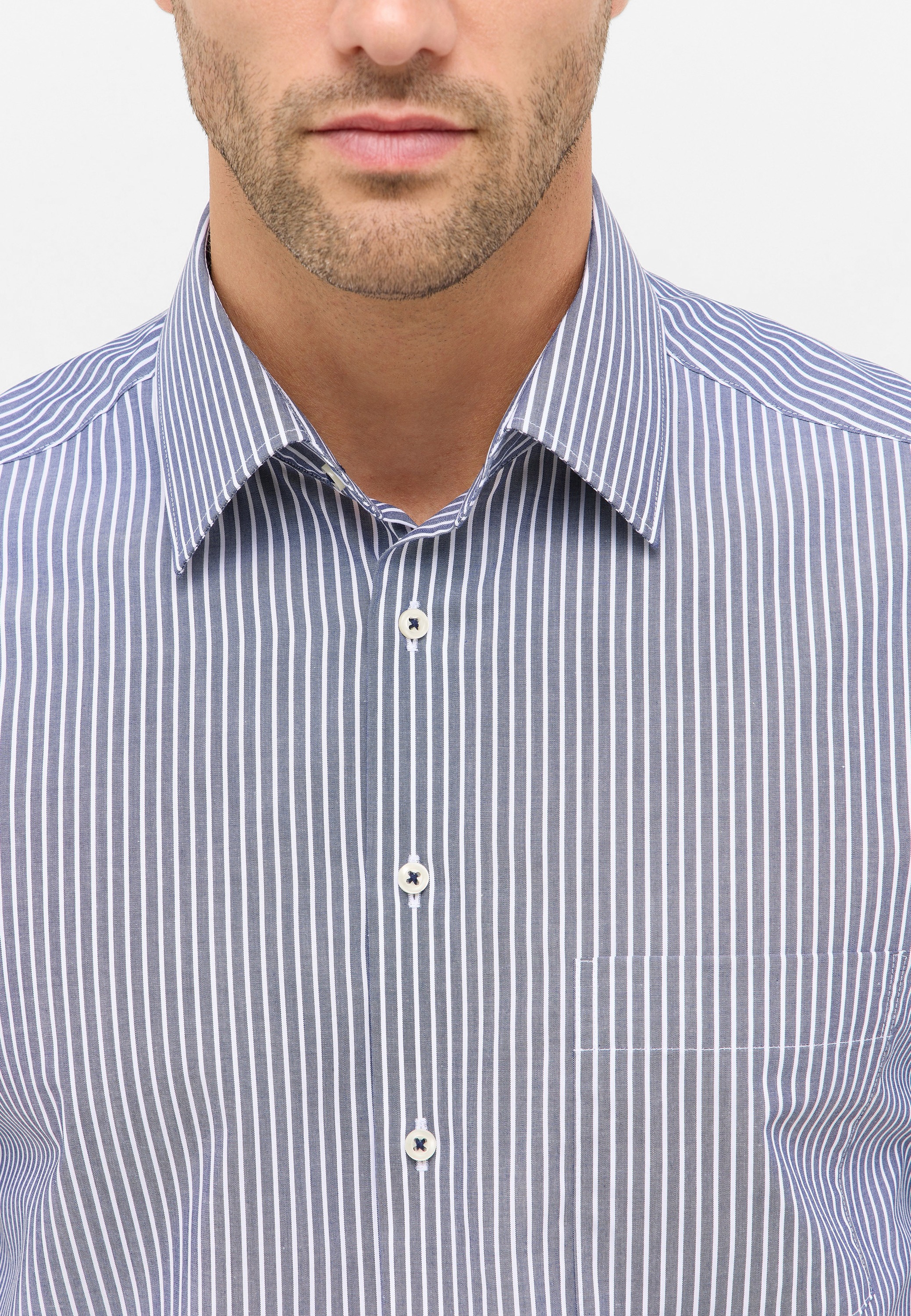 Eterna Chemise à manches courtes »MODERN FIT« NON IRON (bügelfrei)