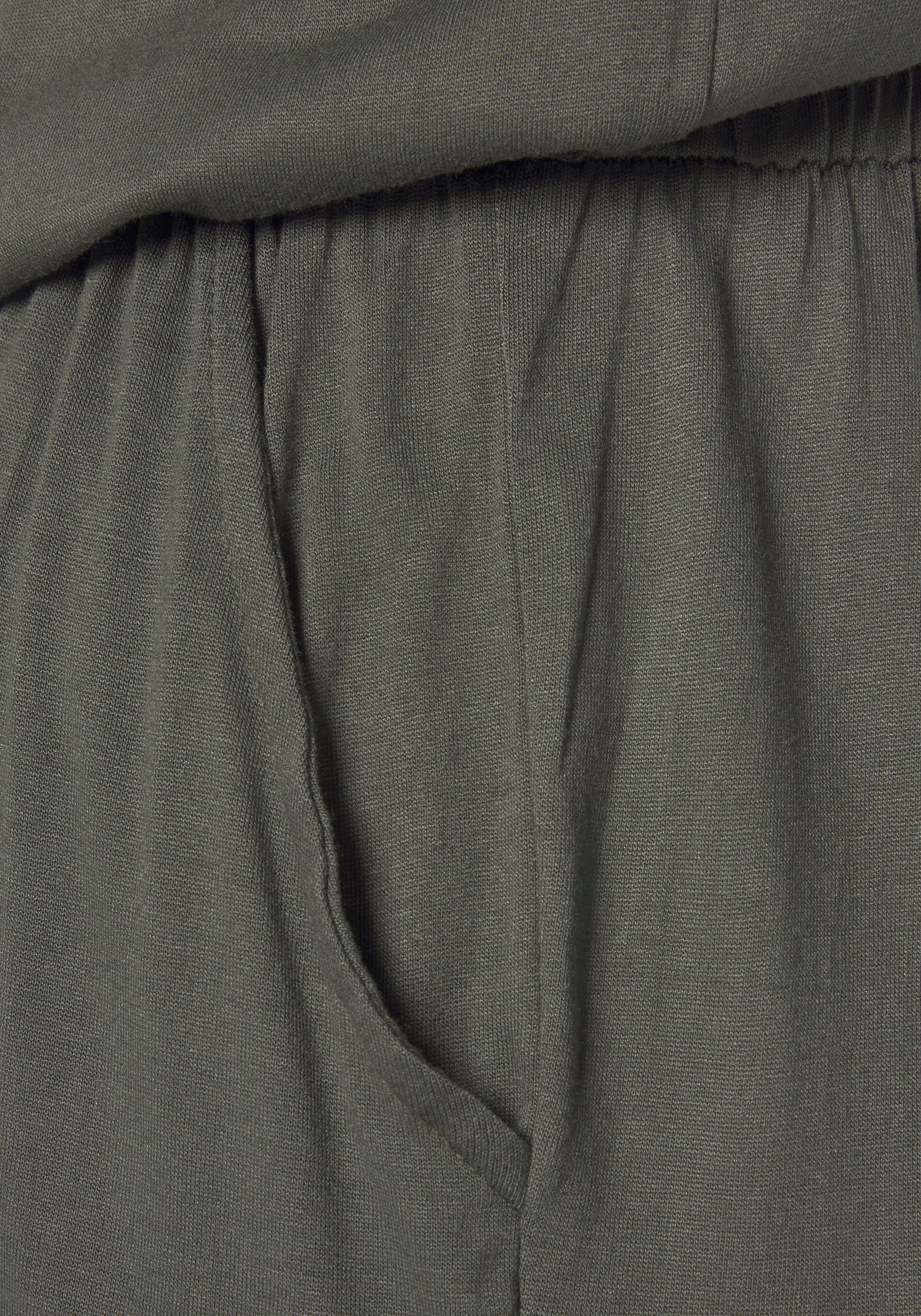 LASCANA Combinaison courte mit tiefem Rückenausschnitt