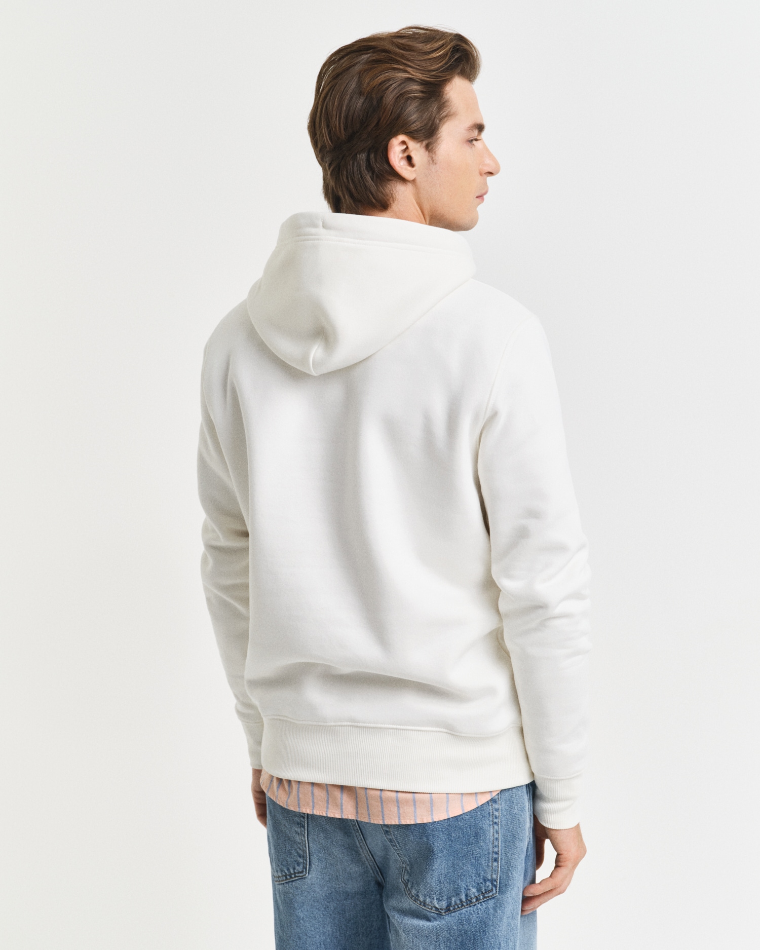 Gant Hoodie »REG SHIELD HOODIE«, avec broderie du logo sur la poitrine
