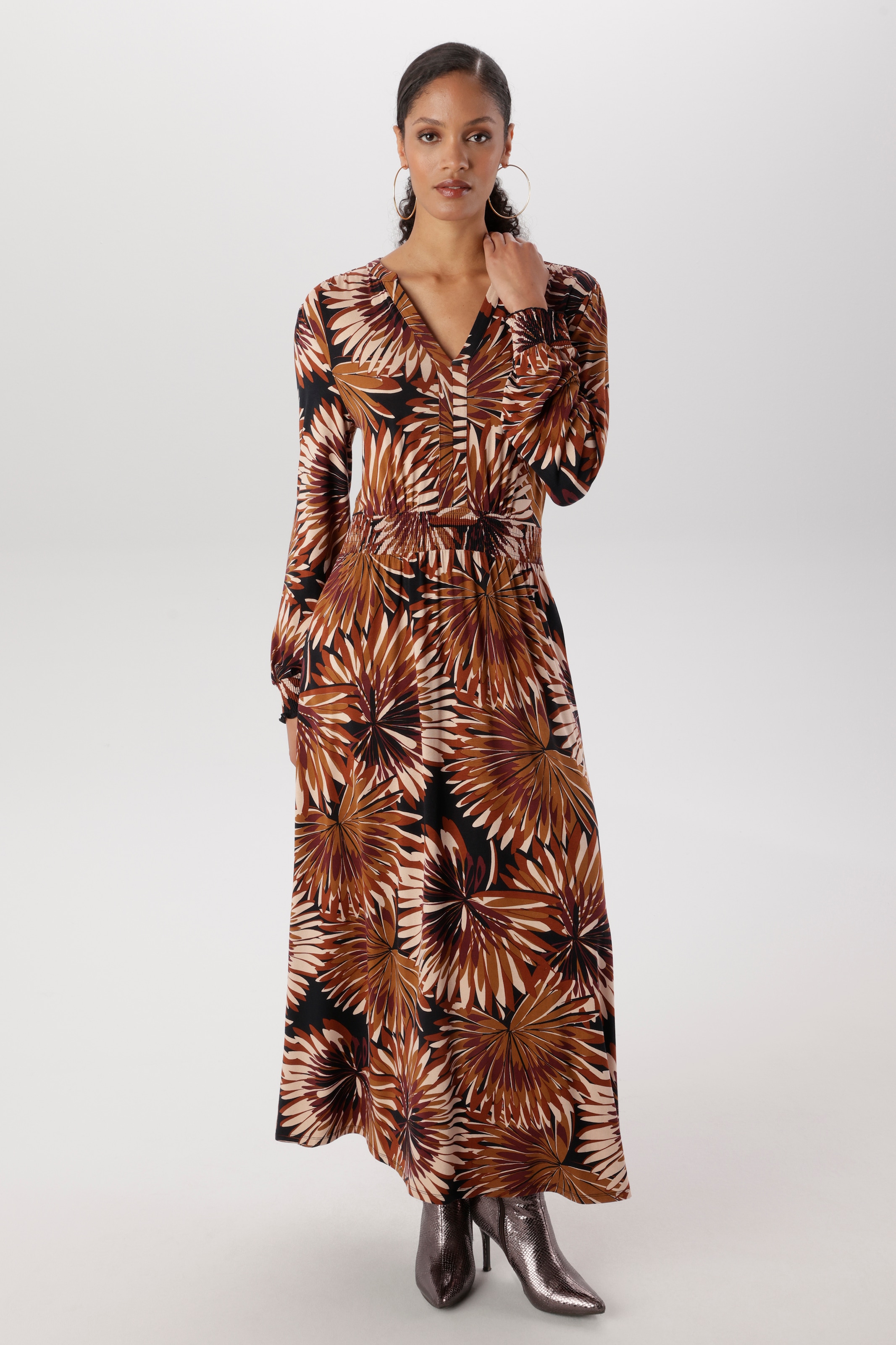Aniston SELECTED Robe midi Avec détails smockés et imprimé floral fantaisie - NOUVELLE COLLECTION
