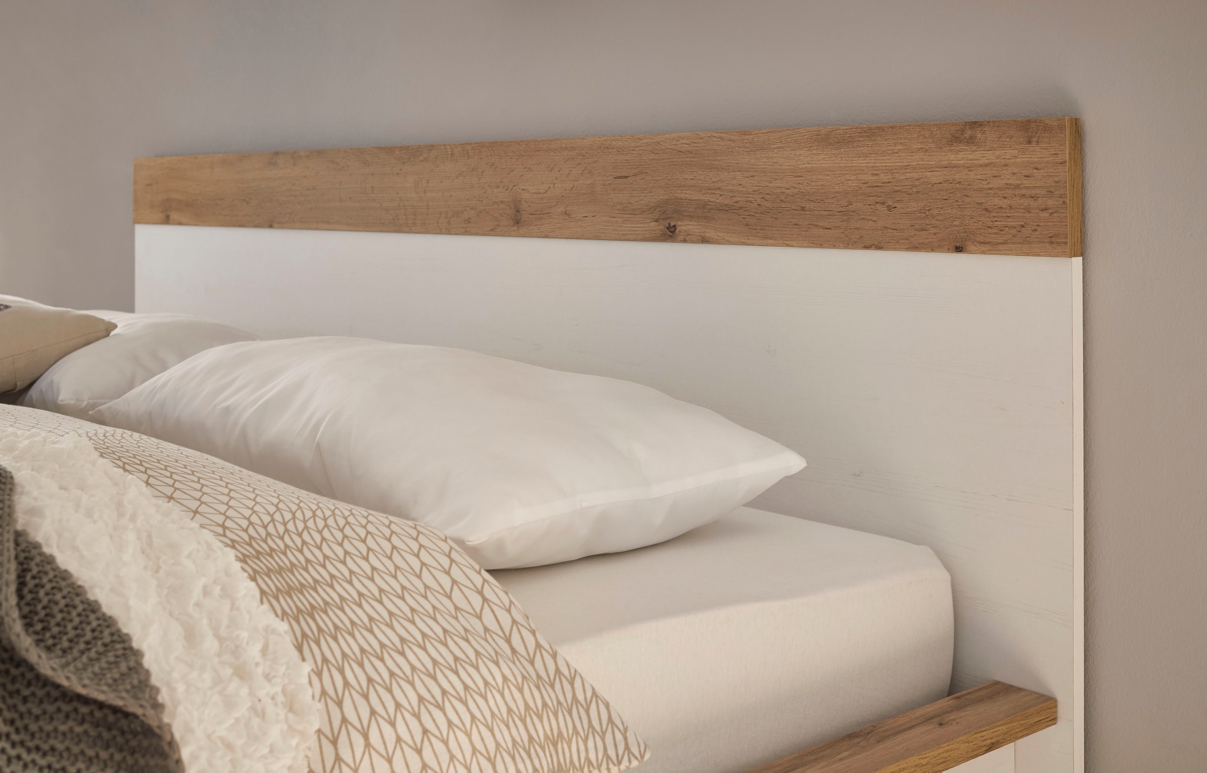 GOODproduct Schlafzimmer-Set »Westminster« Bett Liegefläche 180/200cm und 2 Wandpaneele
