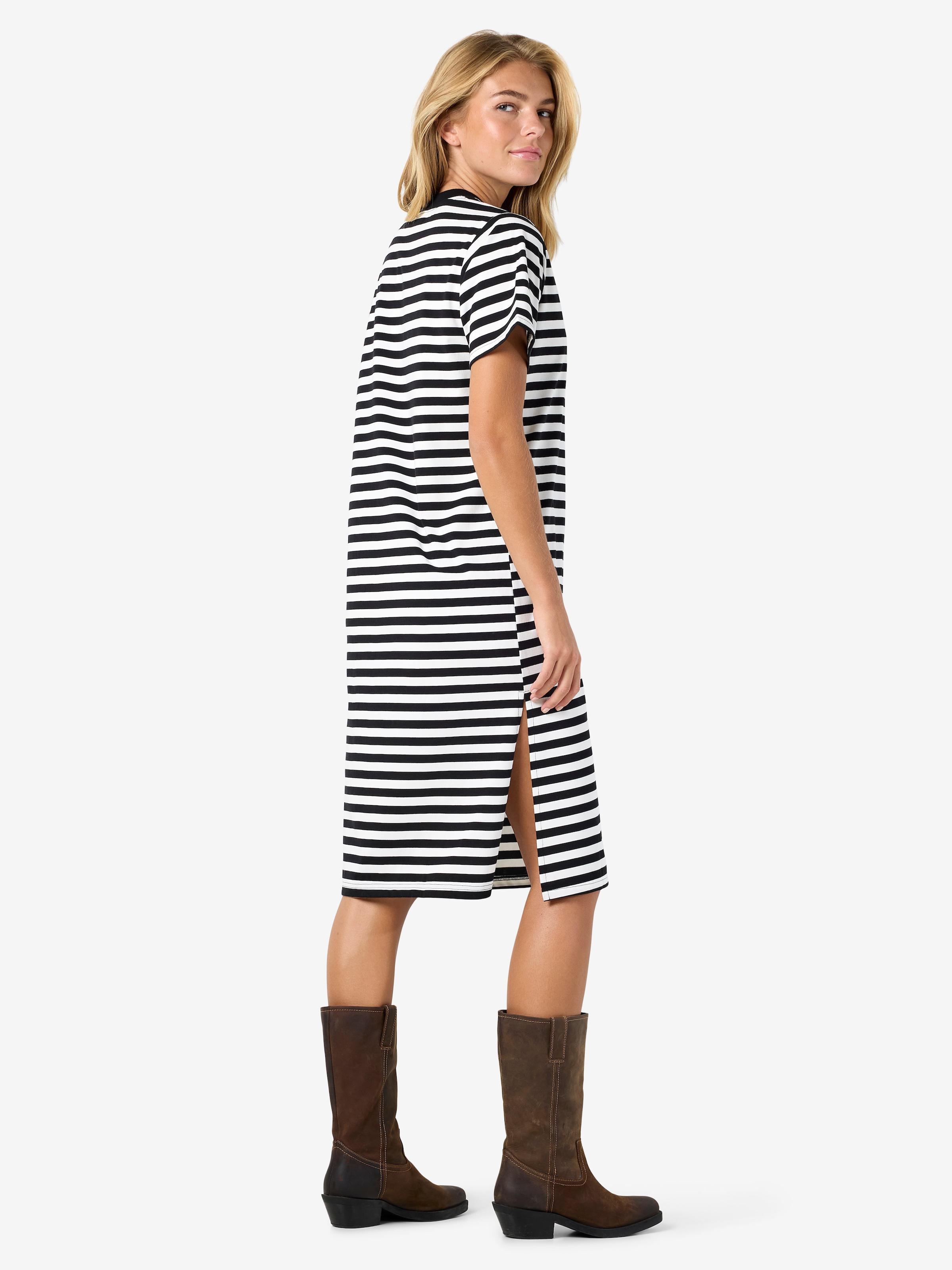 Noisy may Robe t-shirt »NMEMBER S/S STRIPE MIDI DRESS JRS NOOS«