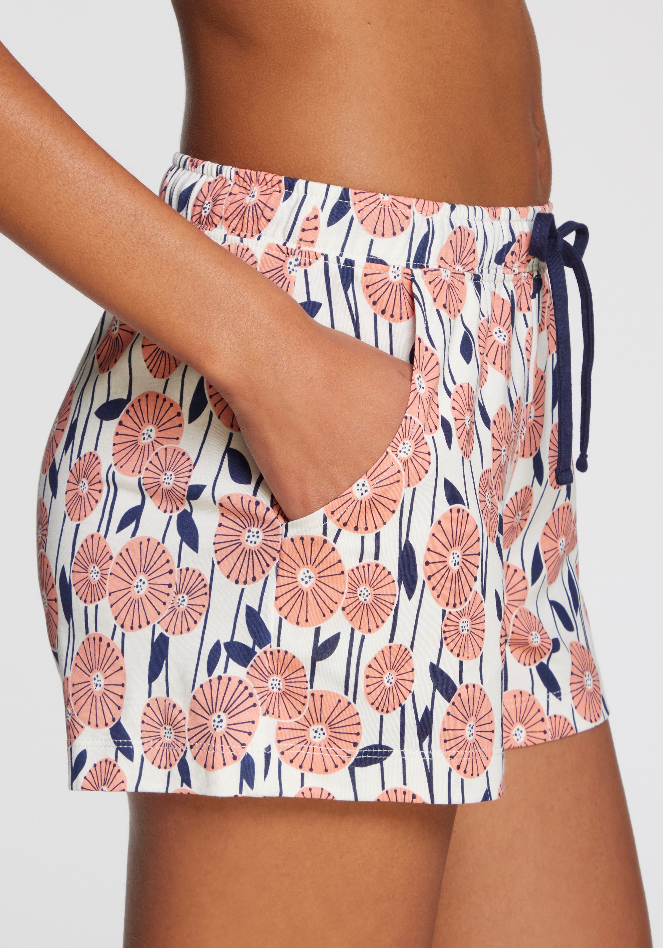 Vivance Dreams Pyjamashorts  mit schönem Alloverdruck