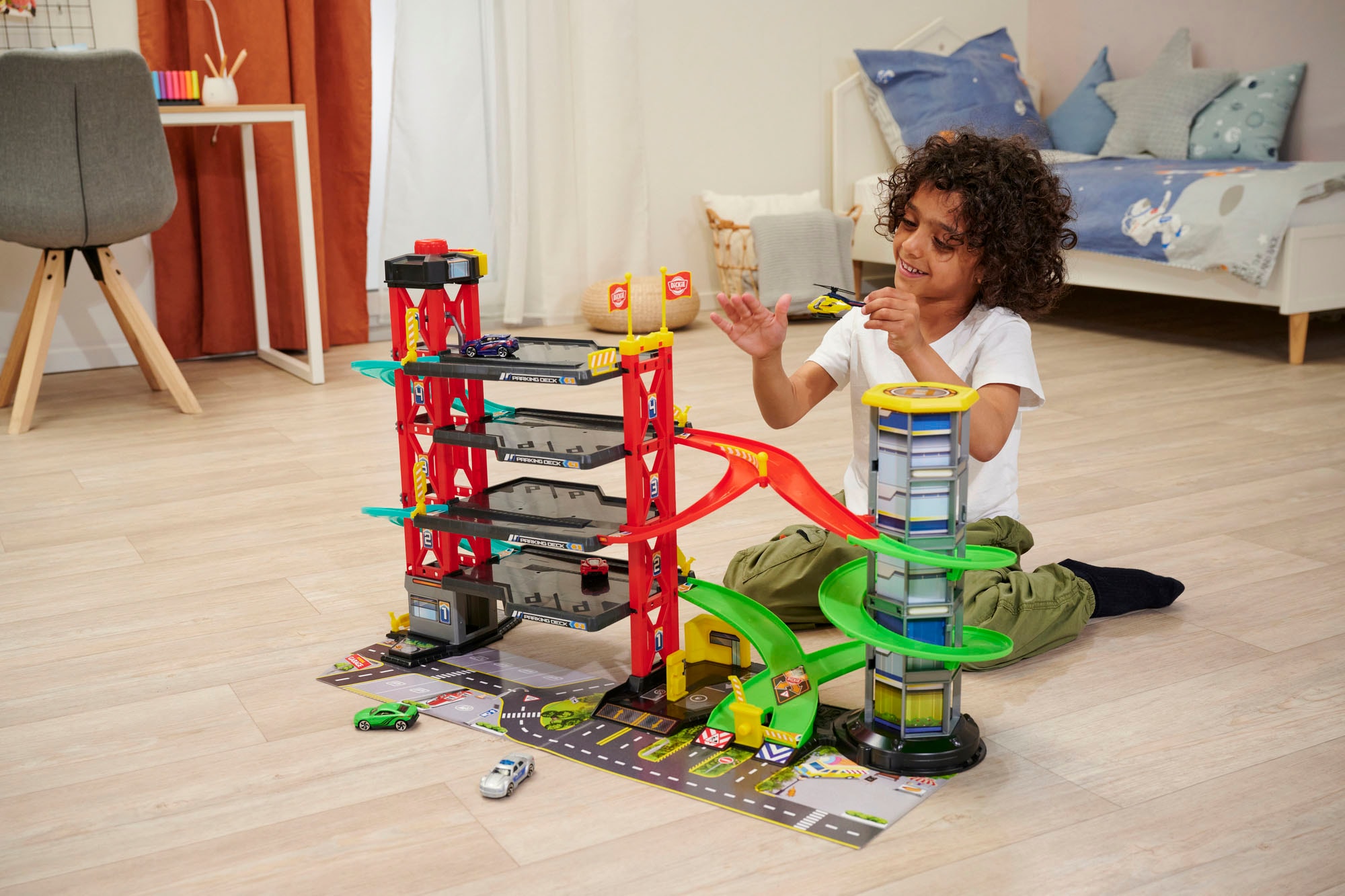 Dickie Toys Garage de parc de jeu »Parking Garage« inklusive 5 Fahrzeuge; mit Licht und Sound