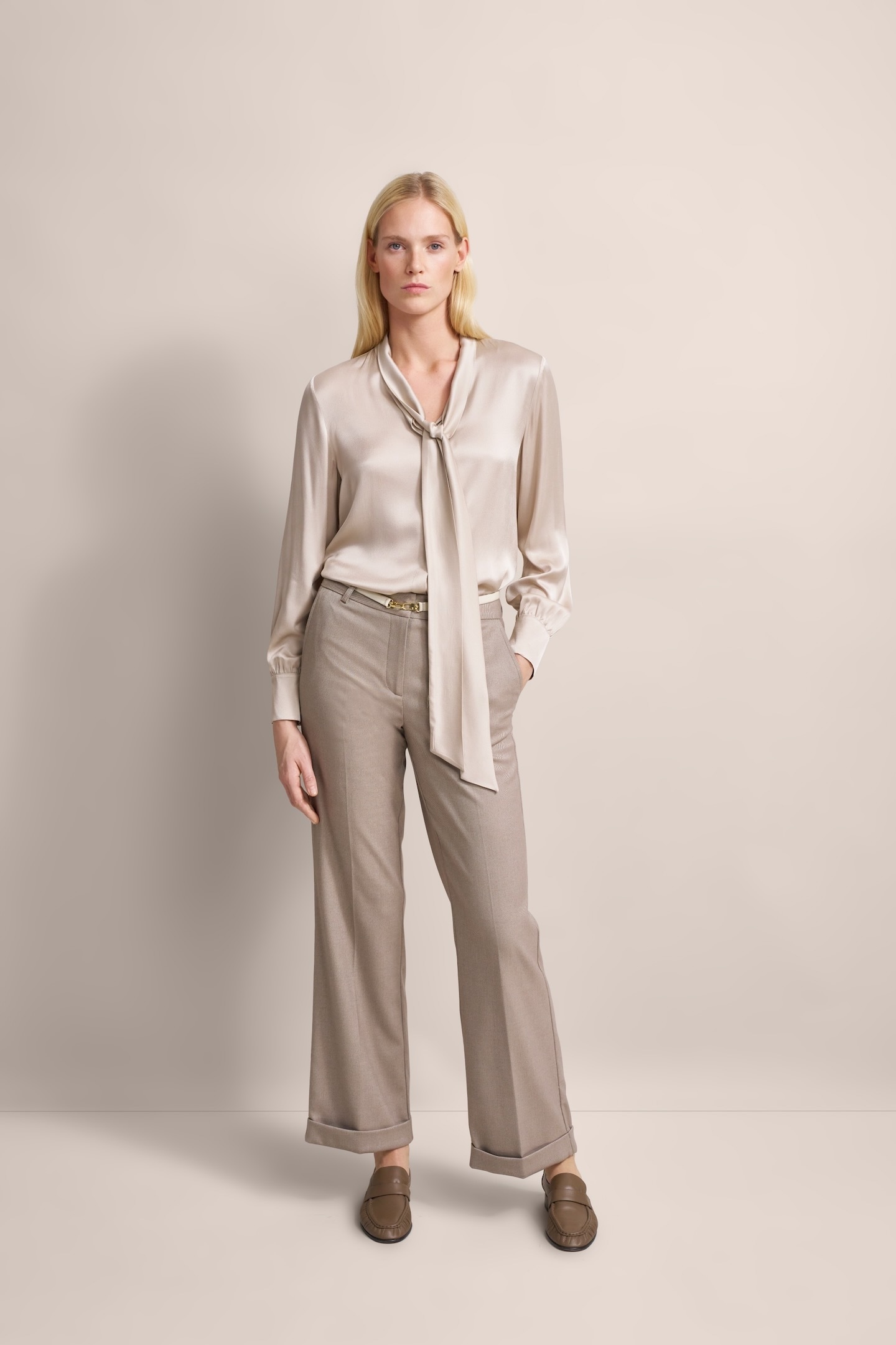 bugatti Stoffhose  mit geradem Beinverlauf