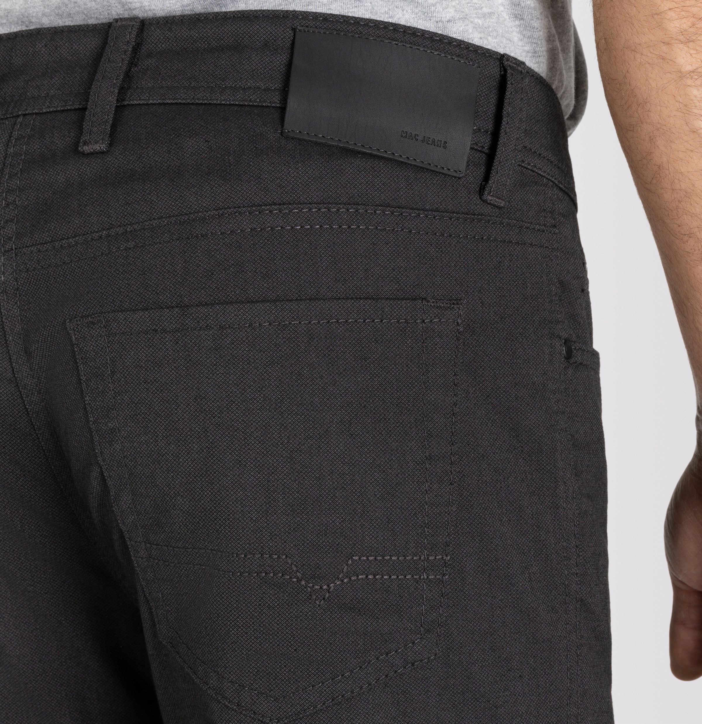 MAC Straight-Jeans »Arne« in gepflegter Optik, mit Stretch