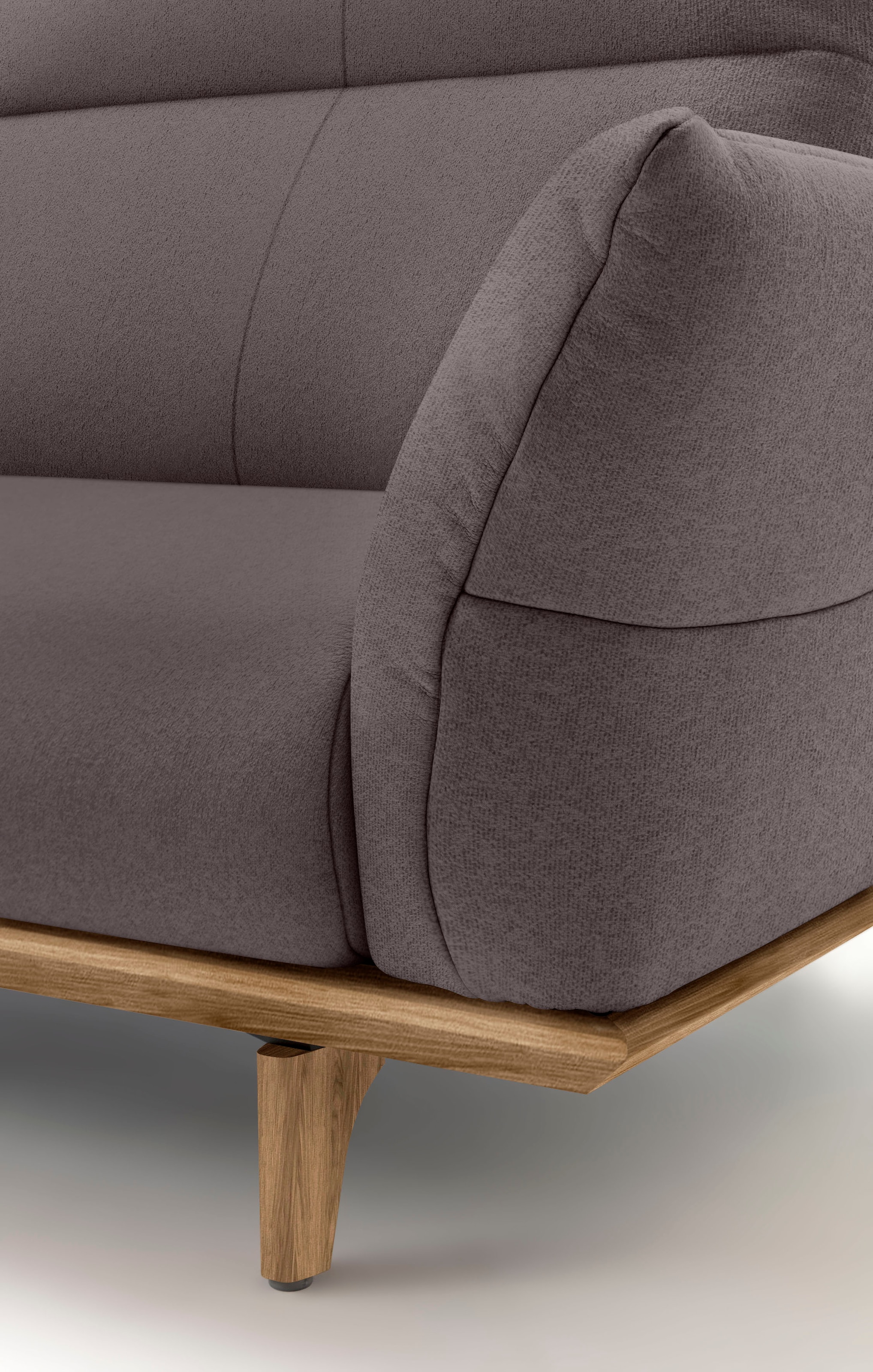 Creation BY ROLF BENZ 3,5-places »CR.460 Designsofa, erstklassiger Sitzkomfort, verstellb. Rückenlehne« Socle et pieds en noyer, largeur 228 cm