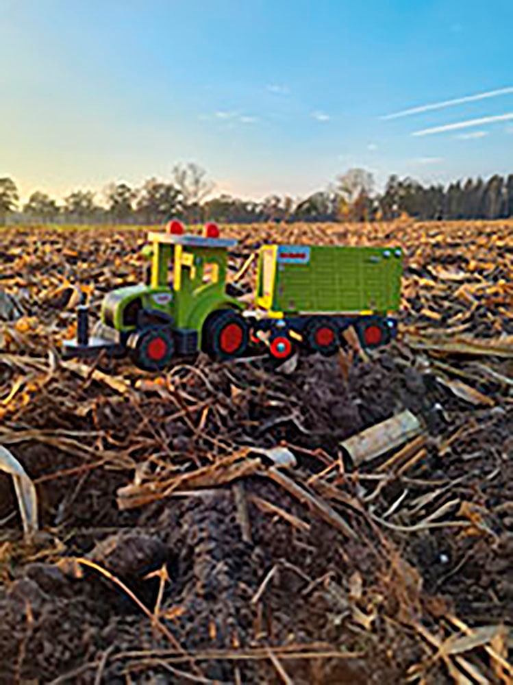 Happy People Spielzeug-Traktor »CLAAS Kids Axion 870« aus Holz, mit Viehanhänger