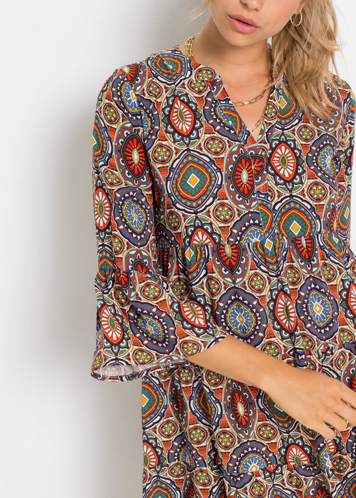 bonprix Minikleid »Minikleid aus fliessender Viskose« für eleganten Auftritt, aus Viskose, in A-Linie, mit 3/4-Ärmeln