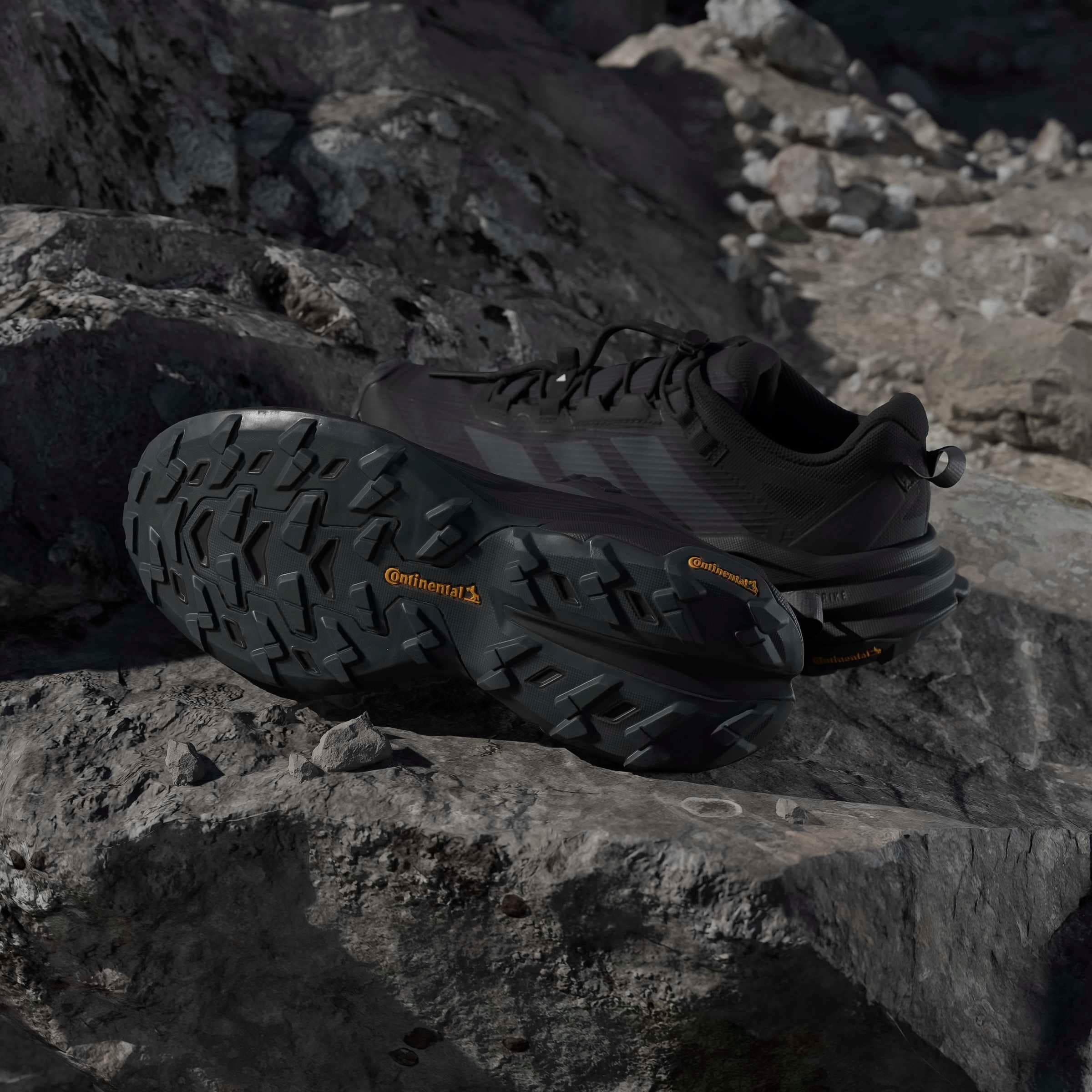 adidas TERREX Chaussure de randonnée »FREEHIKER SL GORE-TEX«  imperméable grâce à la membrane Gore-Tex
