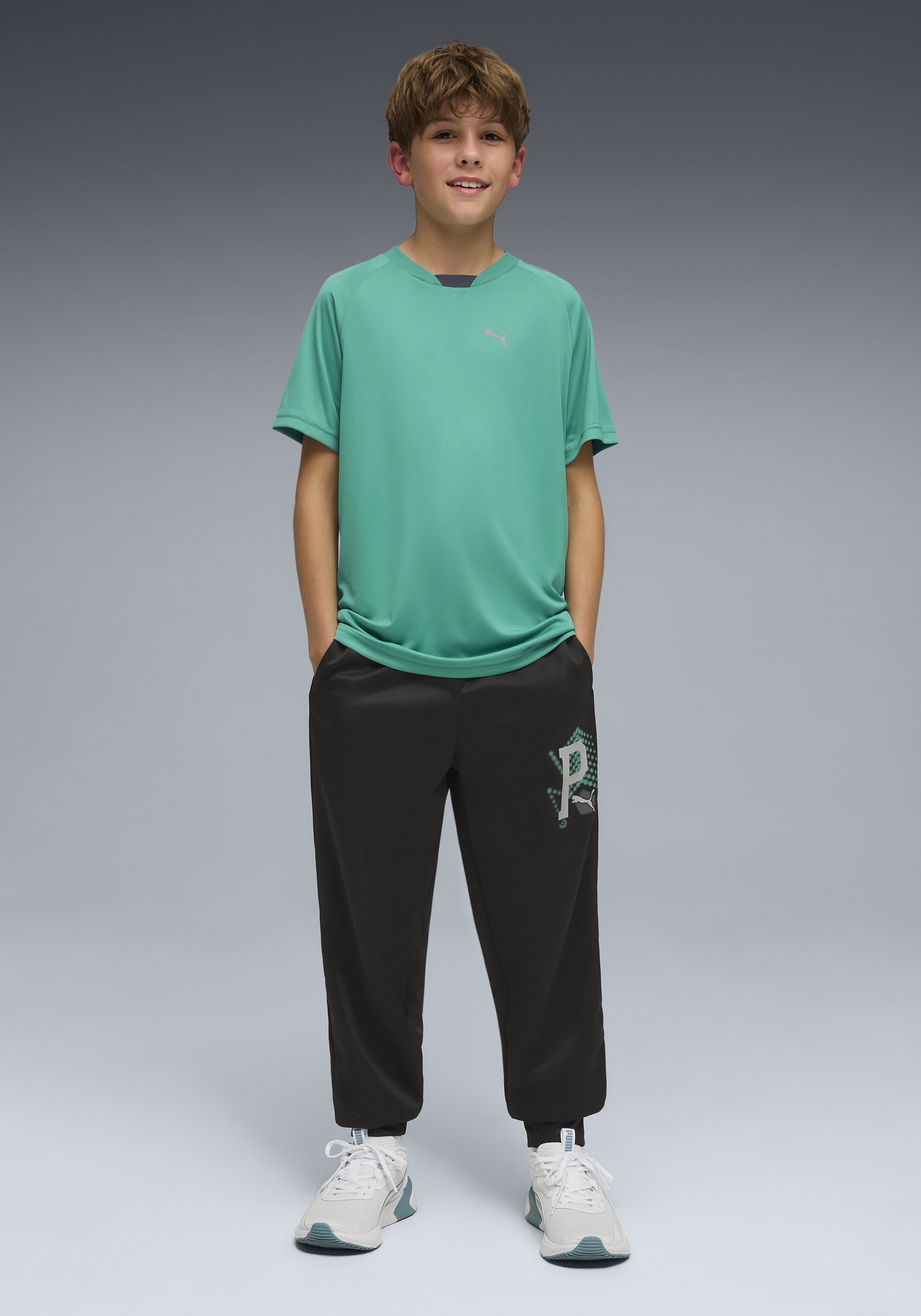 PUMA Pantalon de survêtement »ACTIVE SPORTS POLY PANTS B«  avec poches fendues, Regular Fit, avec applications imprimées