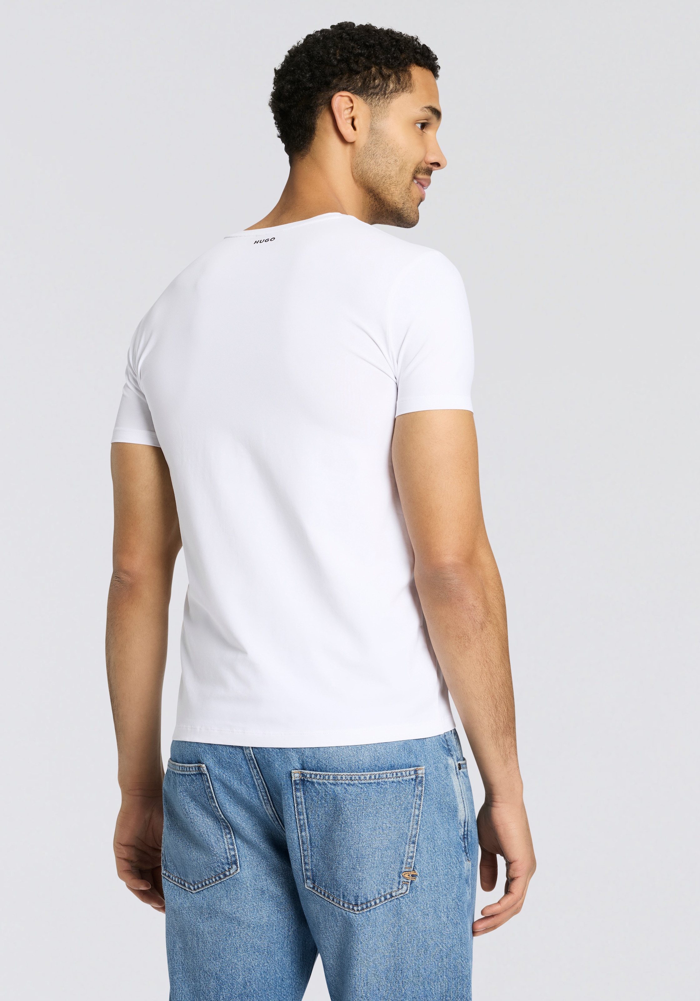 HUGO T-shirt »HUGO-V« Packung, 2er,  V-Ausschnitt, Slim-Fit, HUGO Logo-Print